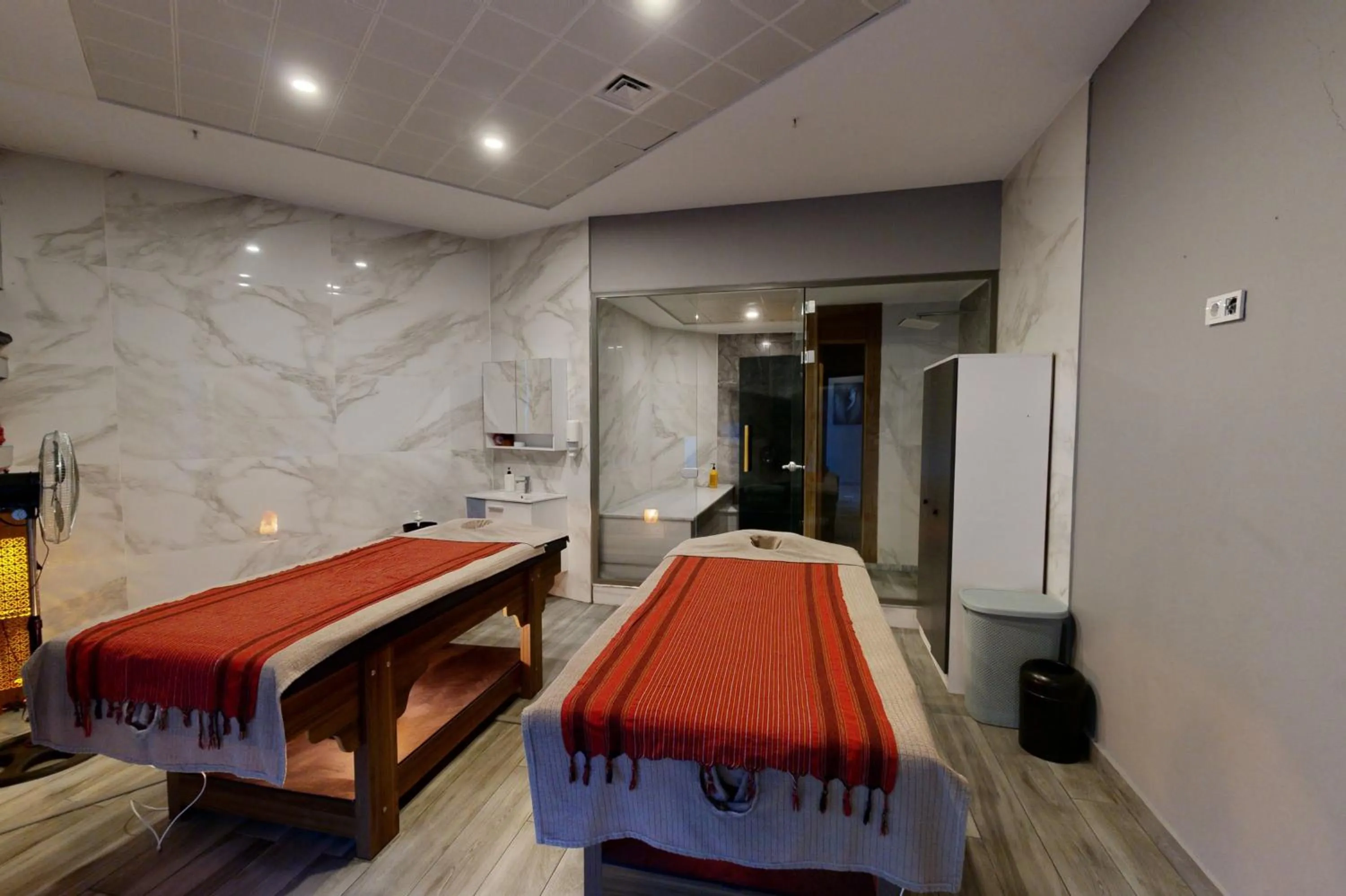 Bed in King City Hotel Istanbul Ataturk Airport