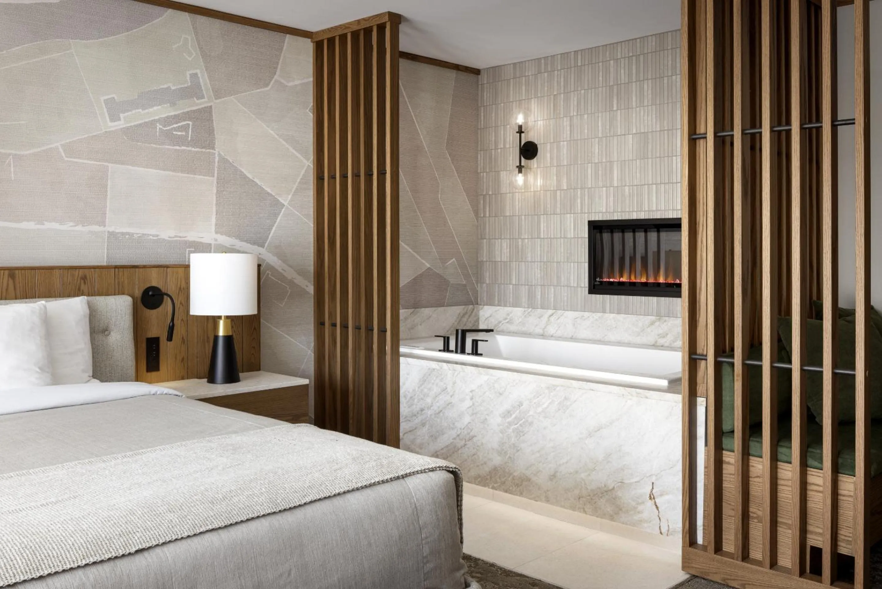 Bed in Banff Park Lodge