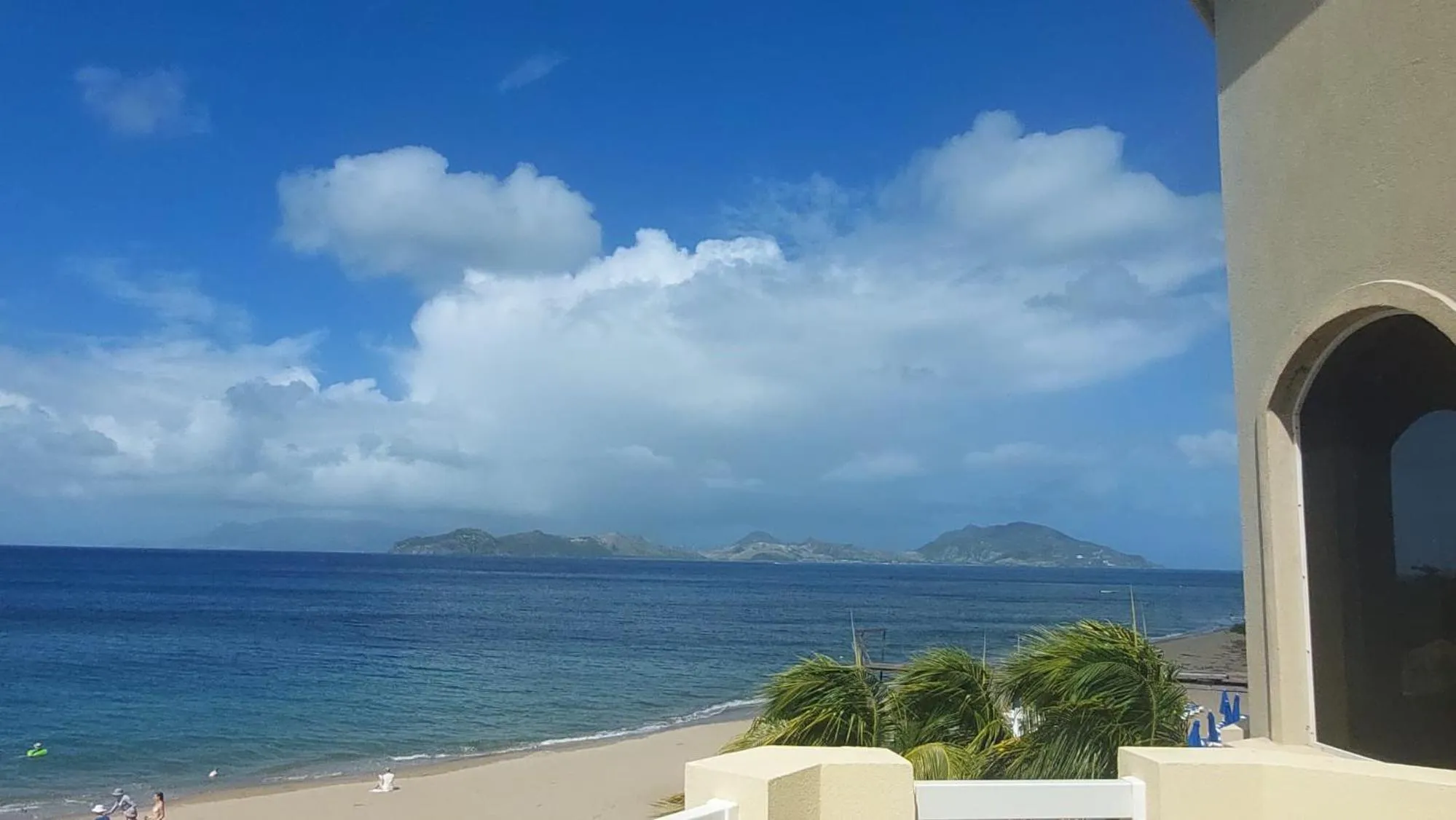 Natural landscape in The Hamilton Beach Villas & Spa