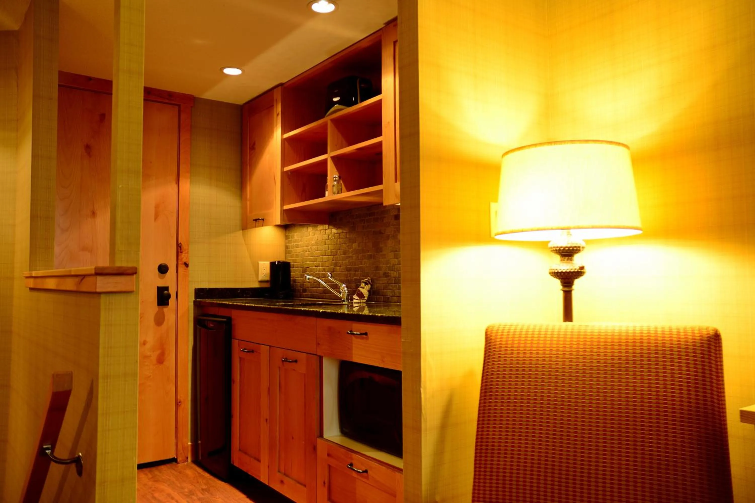 Kitchen or kitchenette in Fox Hotel and Suites