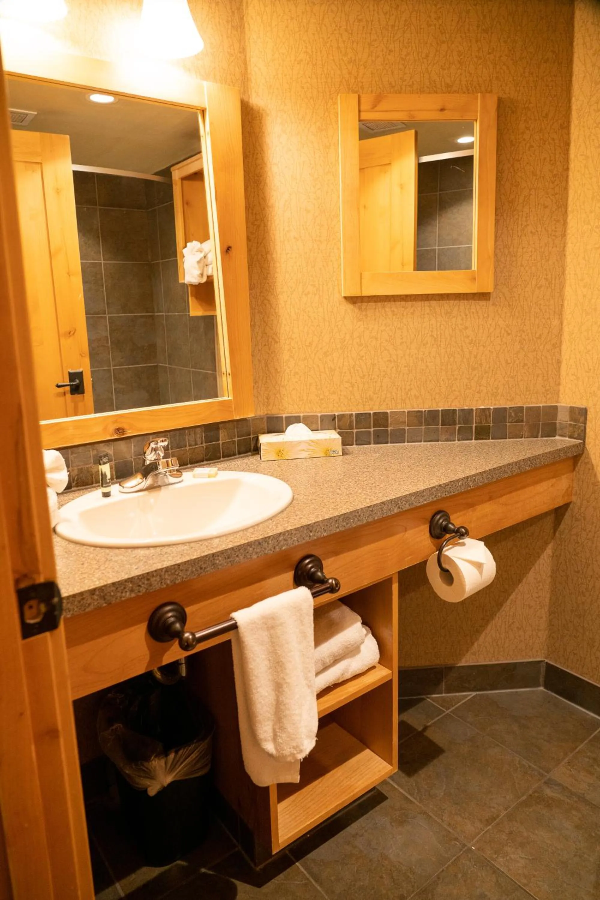 Bathroom in Fox Hotel and Suites