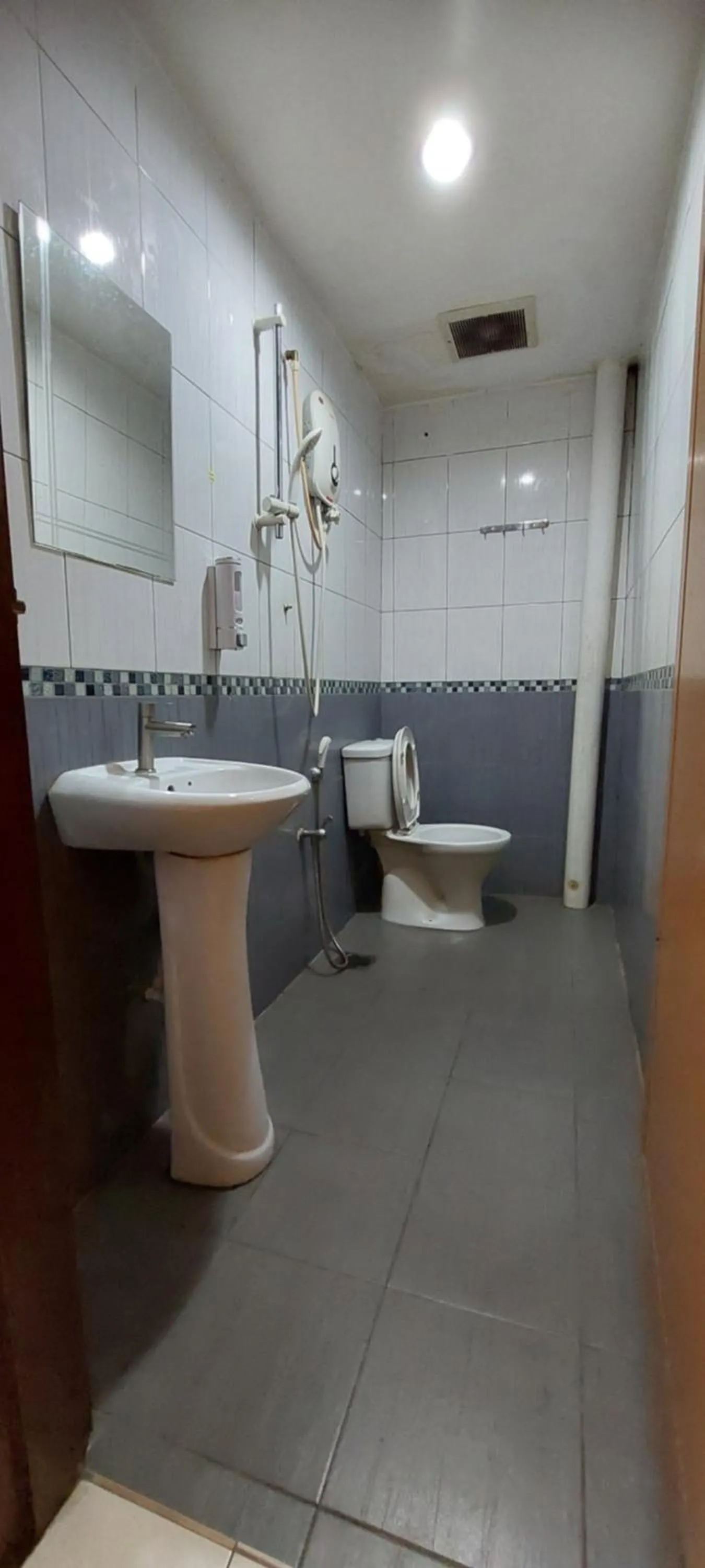 Bathroom in RELAX HOTEL