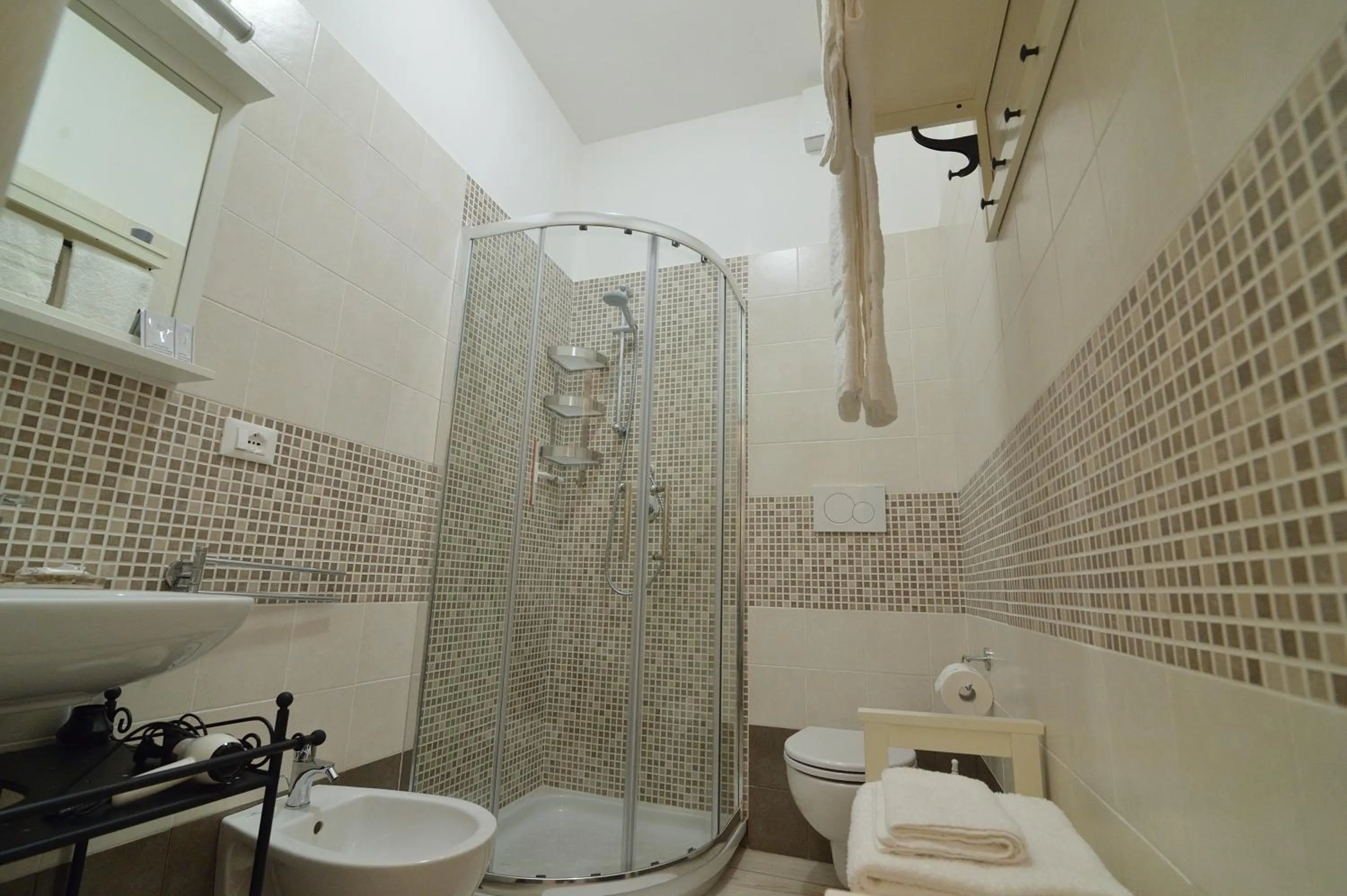 Standard Double or Twin Room - single occupancy in Dimora Pascali - "Home & Breakfast"