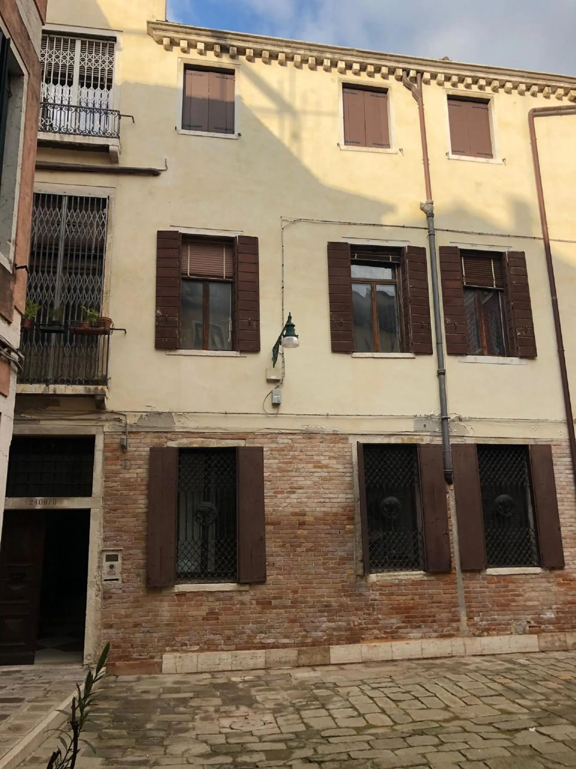 Property building in FORESTERIA SOCIALE VENICE SAN MARCO by NEW GENERATION HOSTEL