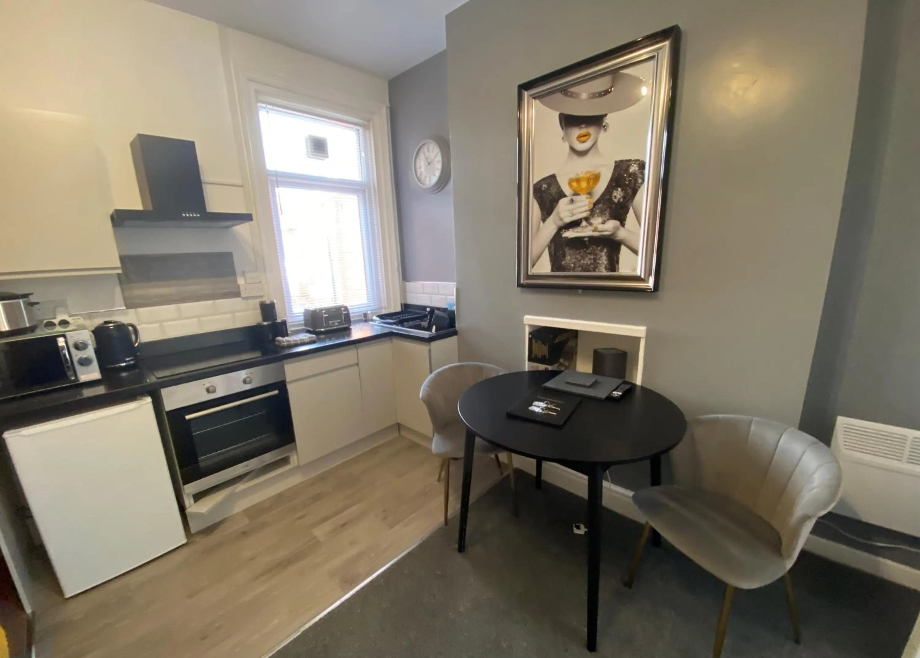 Kitchen or kitchenette in Blackpool Abode - 124 Elite Apartments
