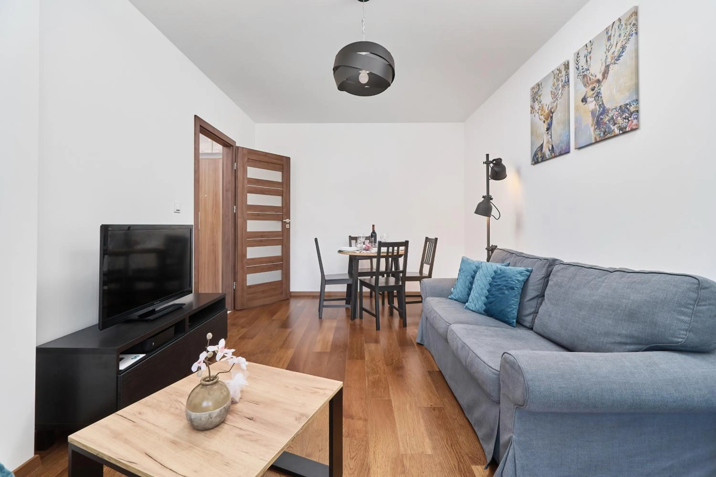 TV and multimedia in Nowa Tęczowa Apartments Promenada Staromiejska by Noclegi Renters