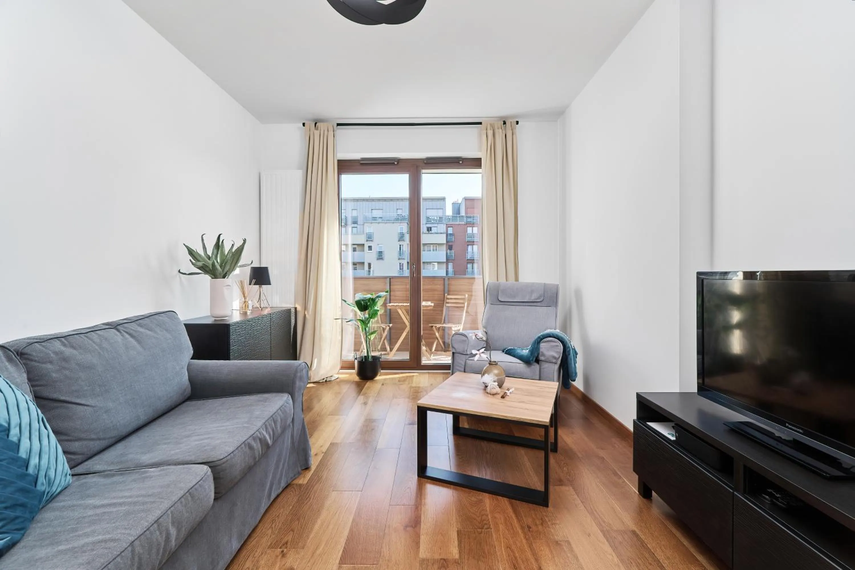 TV and multimedia in Nowa Tęczowa Apartments Promenada Staromiejska by Noclegi Renters