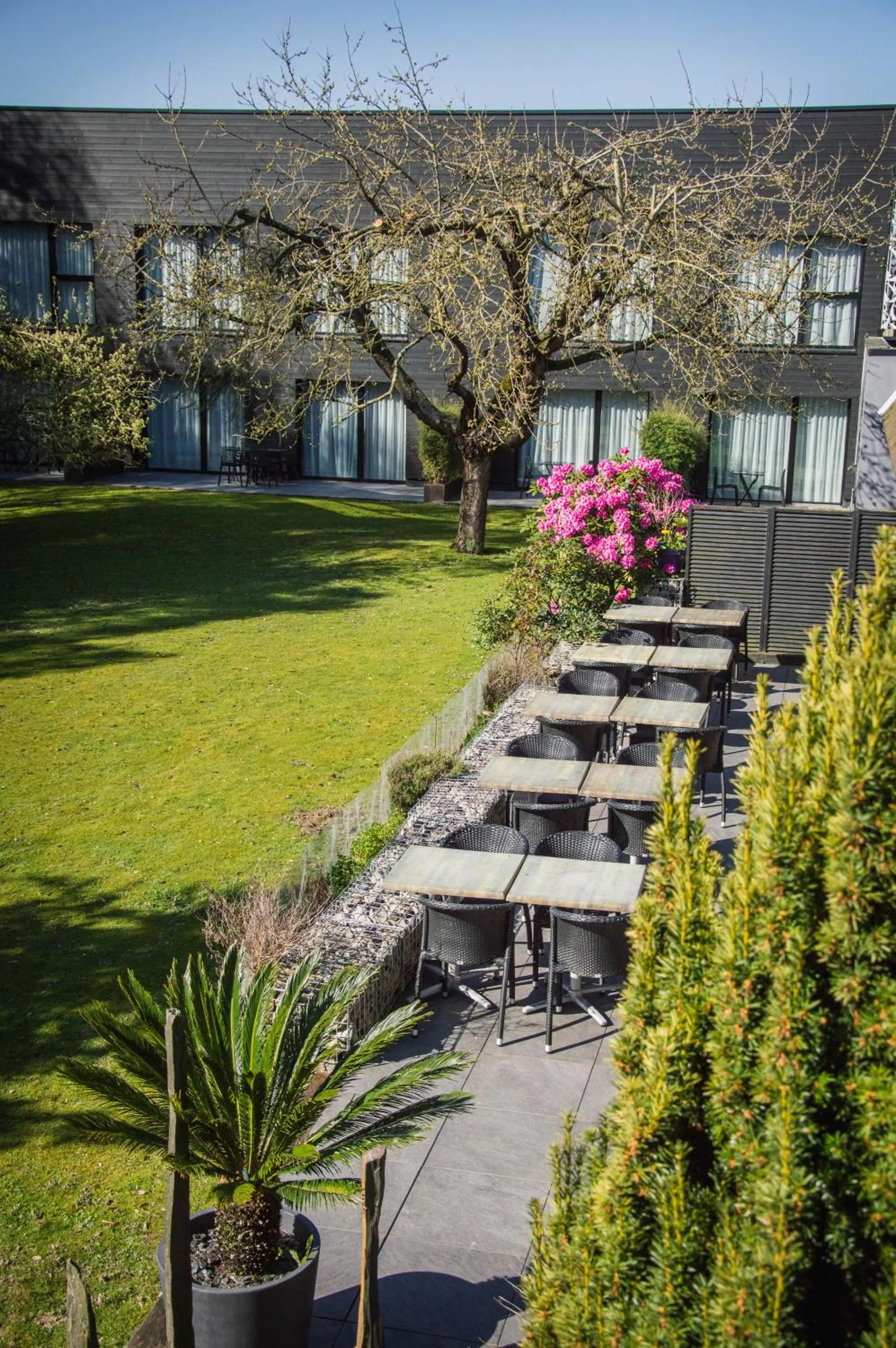 Property building in The Originals City, Hôtel Les Caps, Saint-Brieuc Est