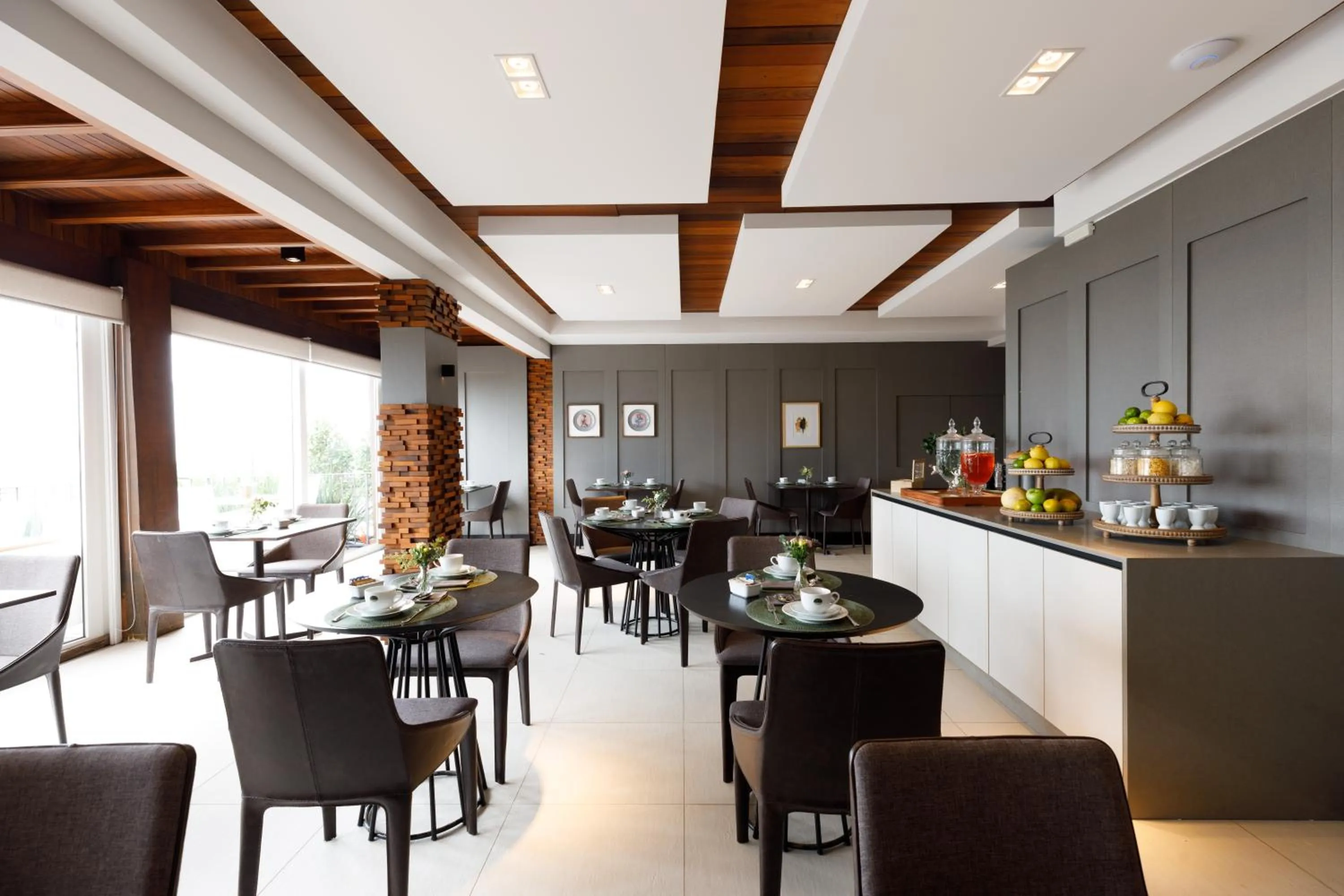 Restaurant/places to eat in Villa d'Ozio Hotel e Cucina