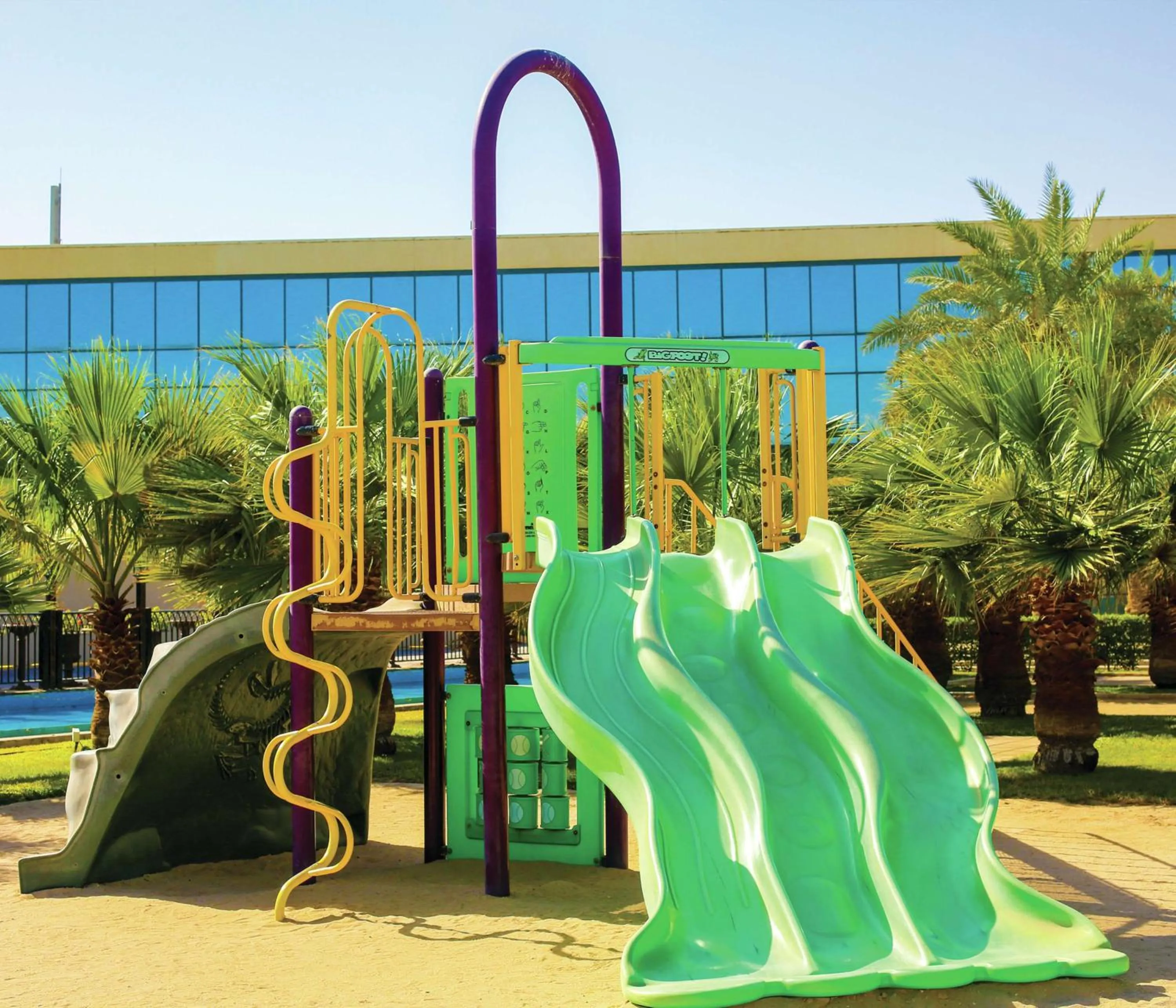 Inner courtyard view in Hilton Kuwait Resort