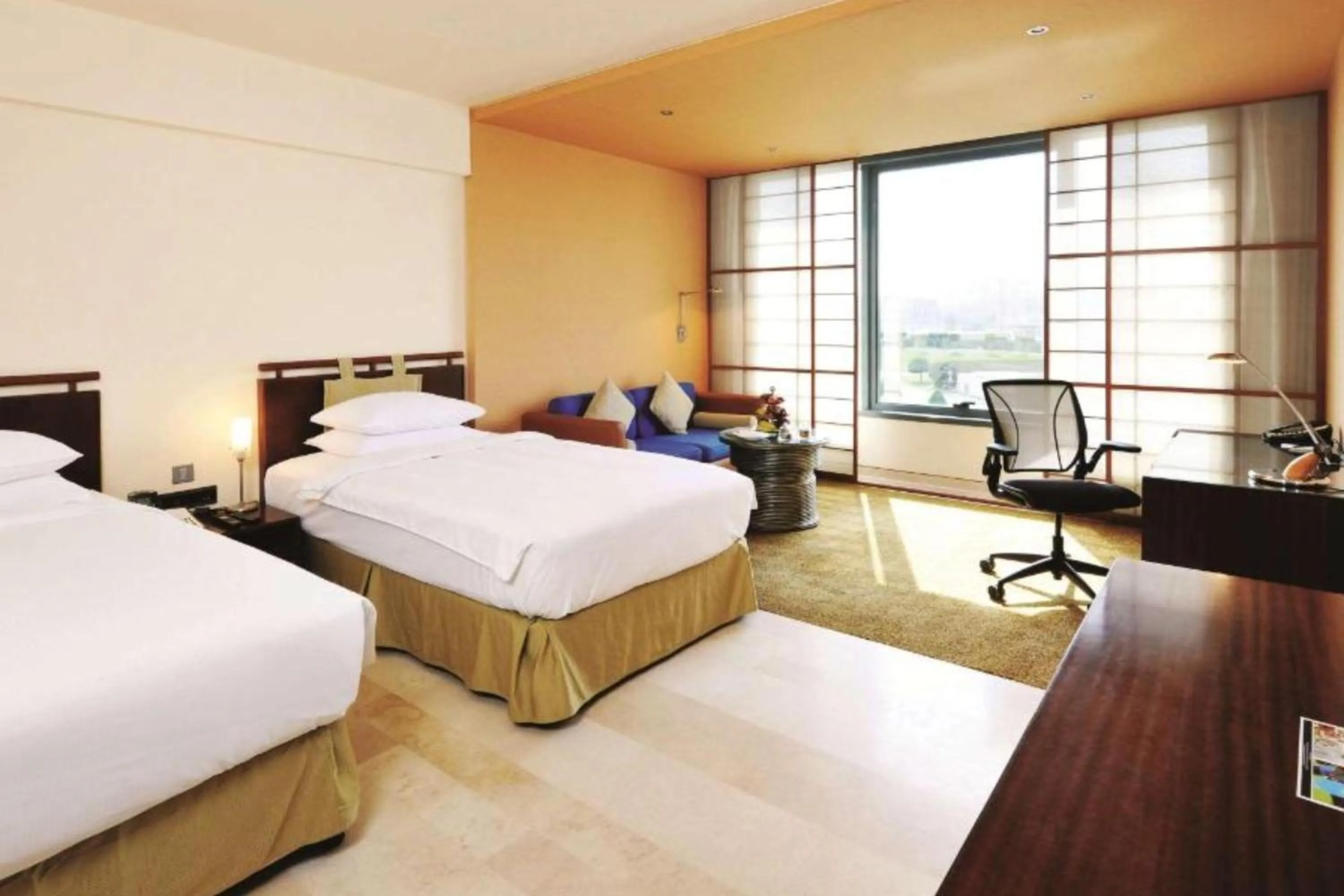 Bed in Hilton Kuwait Resort