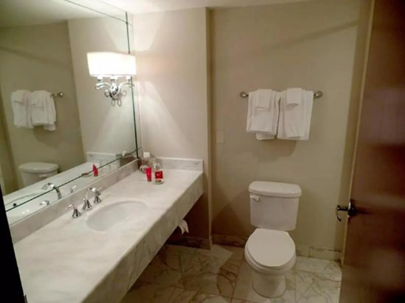 Bathroom in Rose Palace Hotel, Gulberg