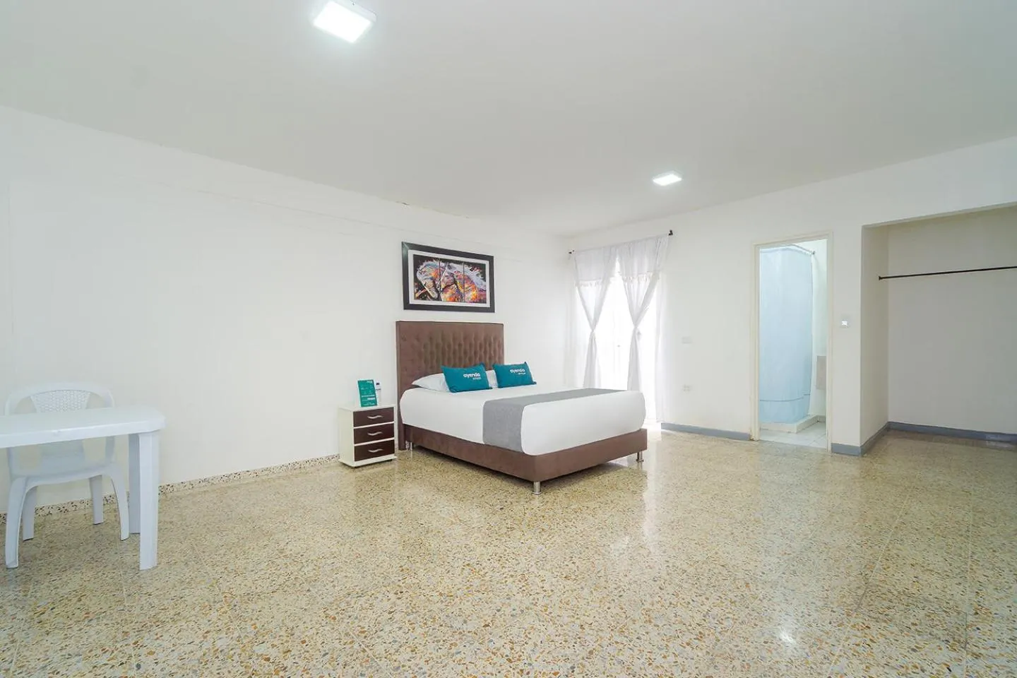 Bed in Ayenda Hotel Paraiso Chipichape