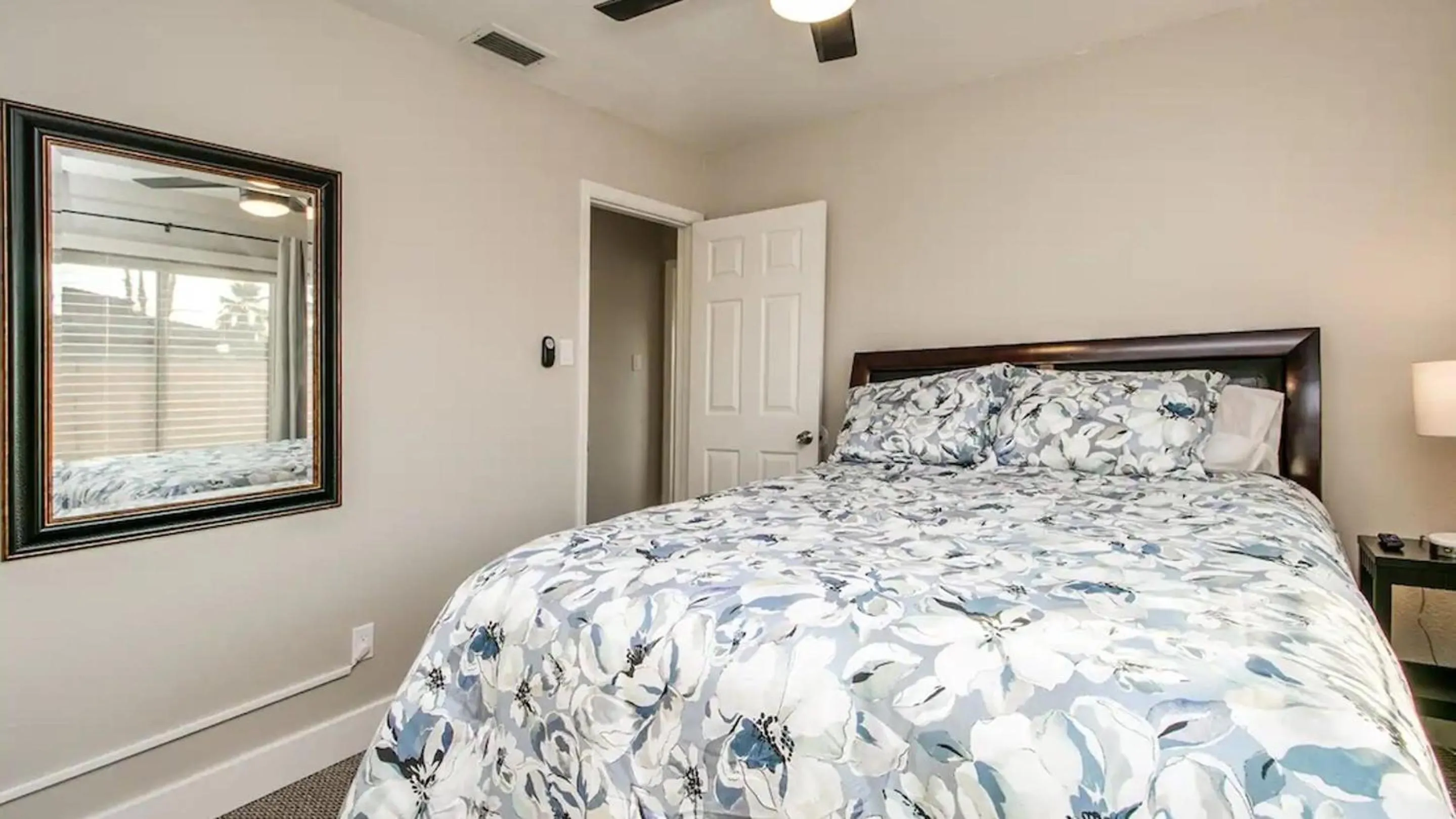 Other, Bed in Spectacular Hilltop Home wResort Like Backyard