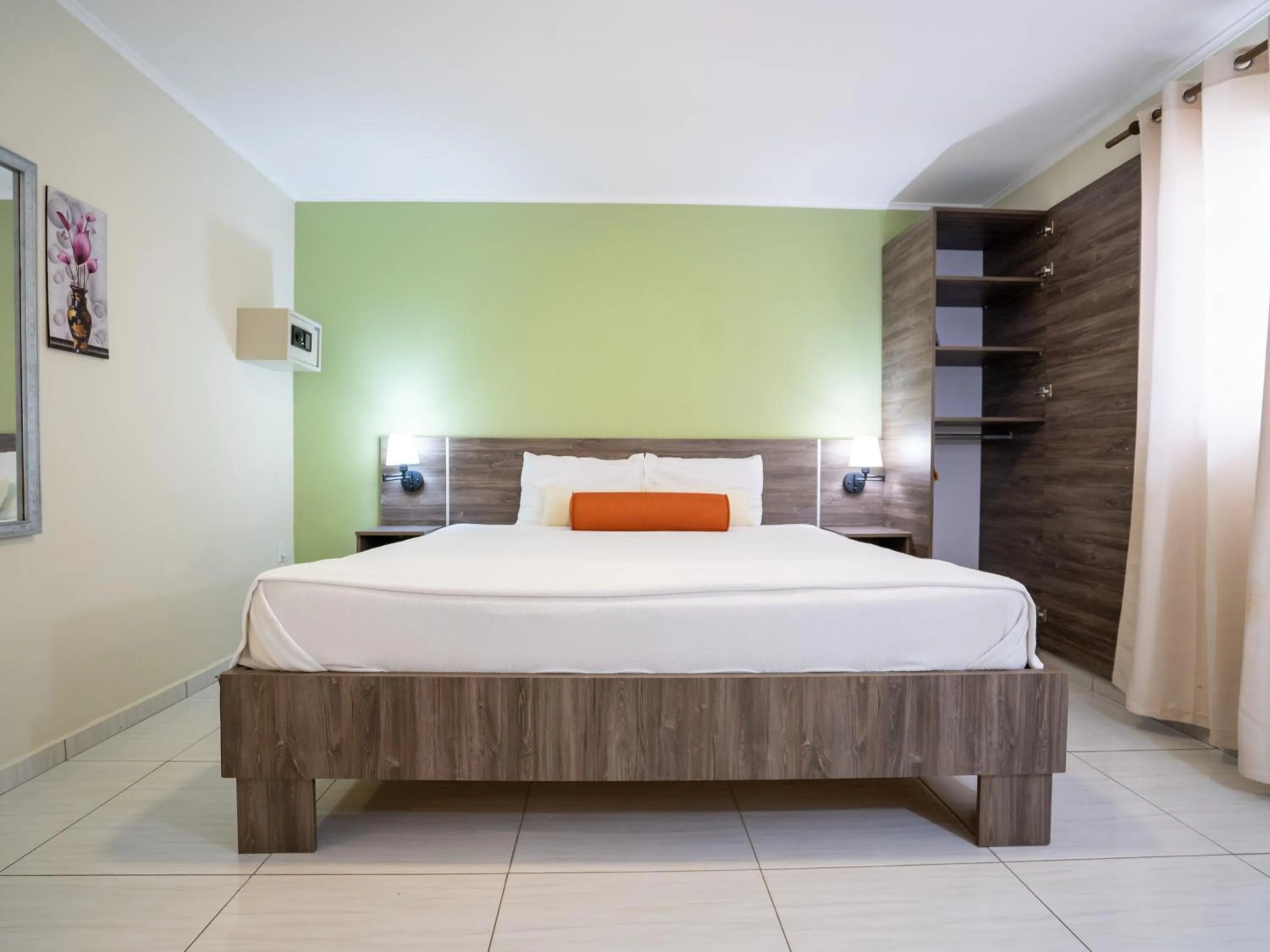 Bedroom in Delynne Boutique Hotel