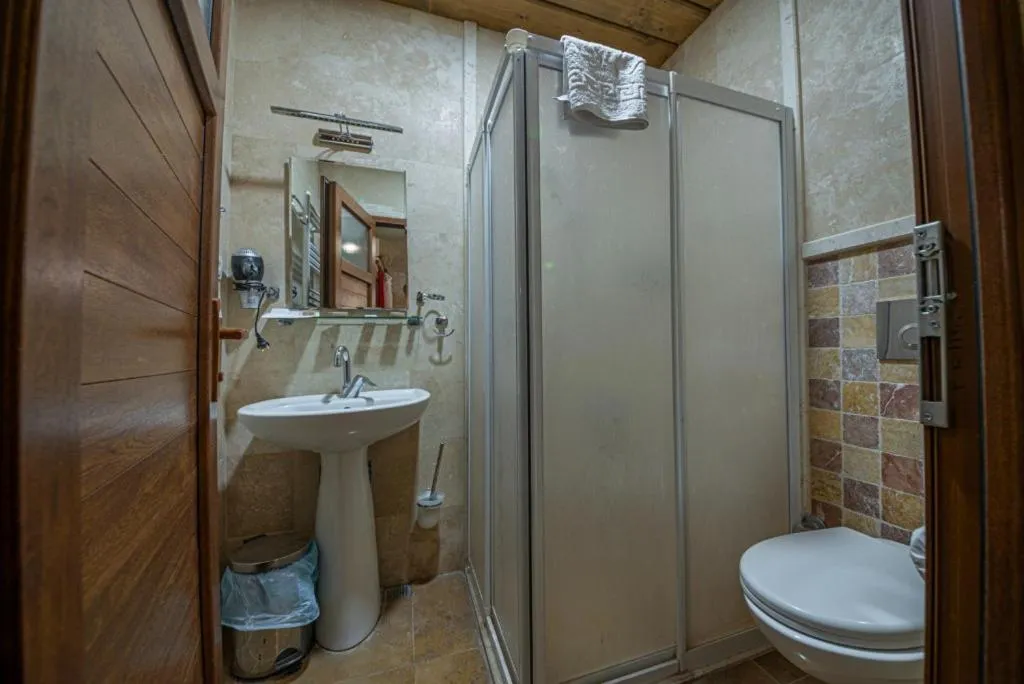 Bathroom in Tatlı Kaya Otel