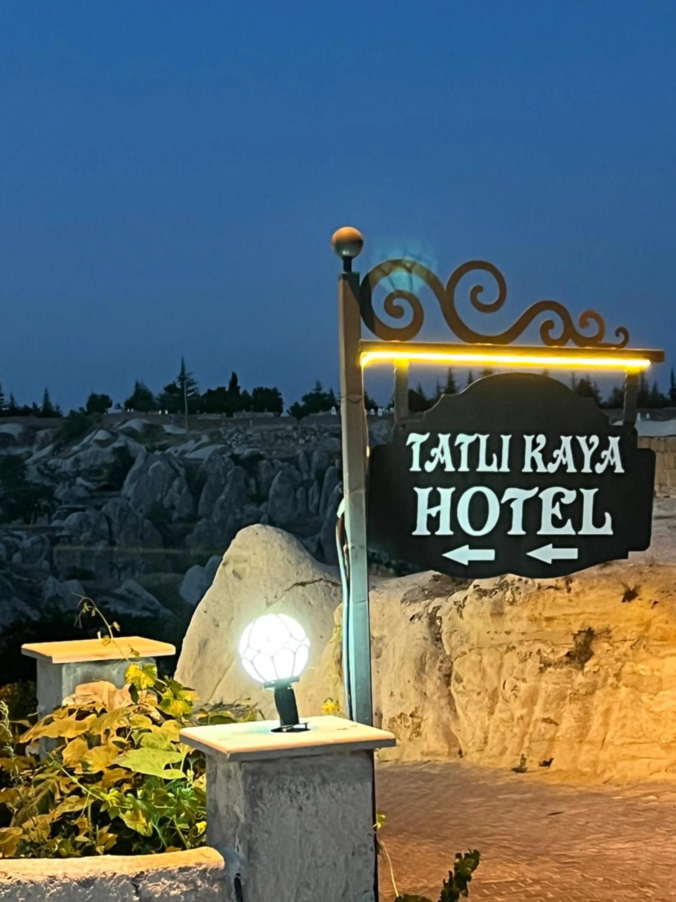 Facade/entrance in Tatlı Kaya Otel