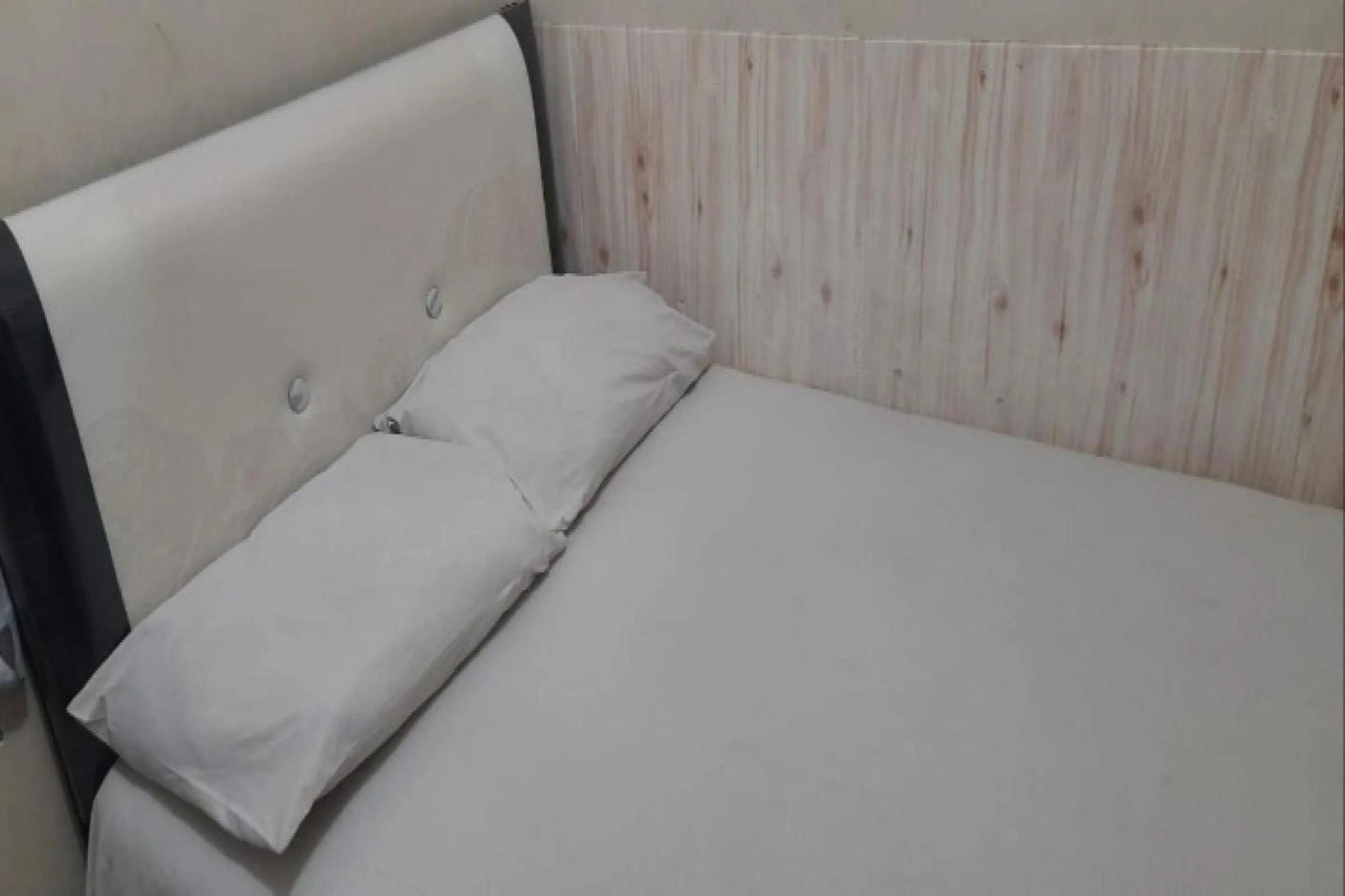 Bedroom, Bed in OYO 90706 Kost Alam Jaya Syariah