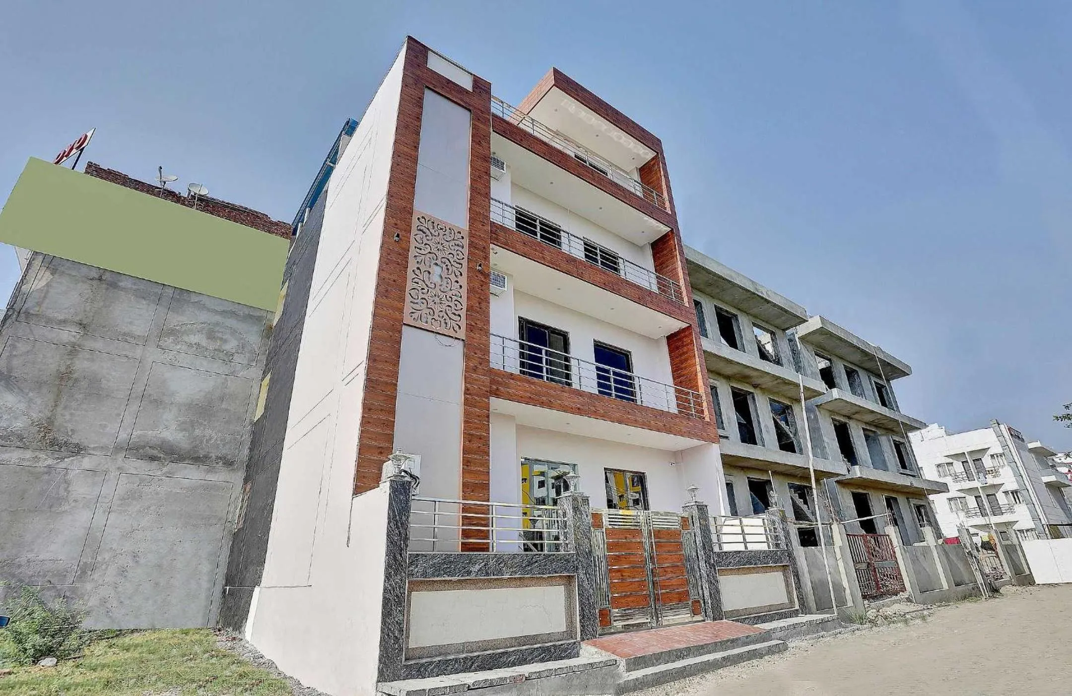 Facade/entrance in Collection O Raksha Inn Near PVR Ansal Plaza Greater Noida