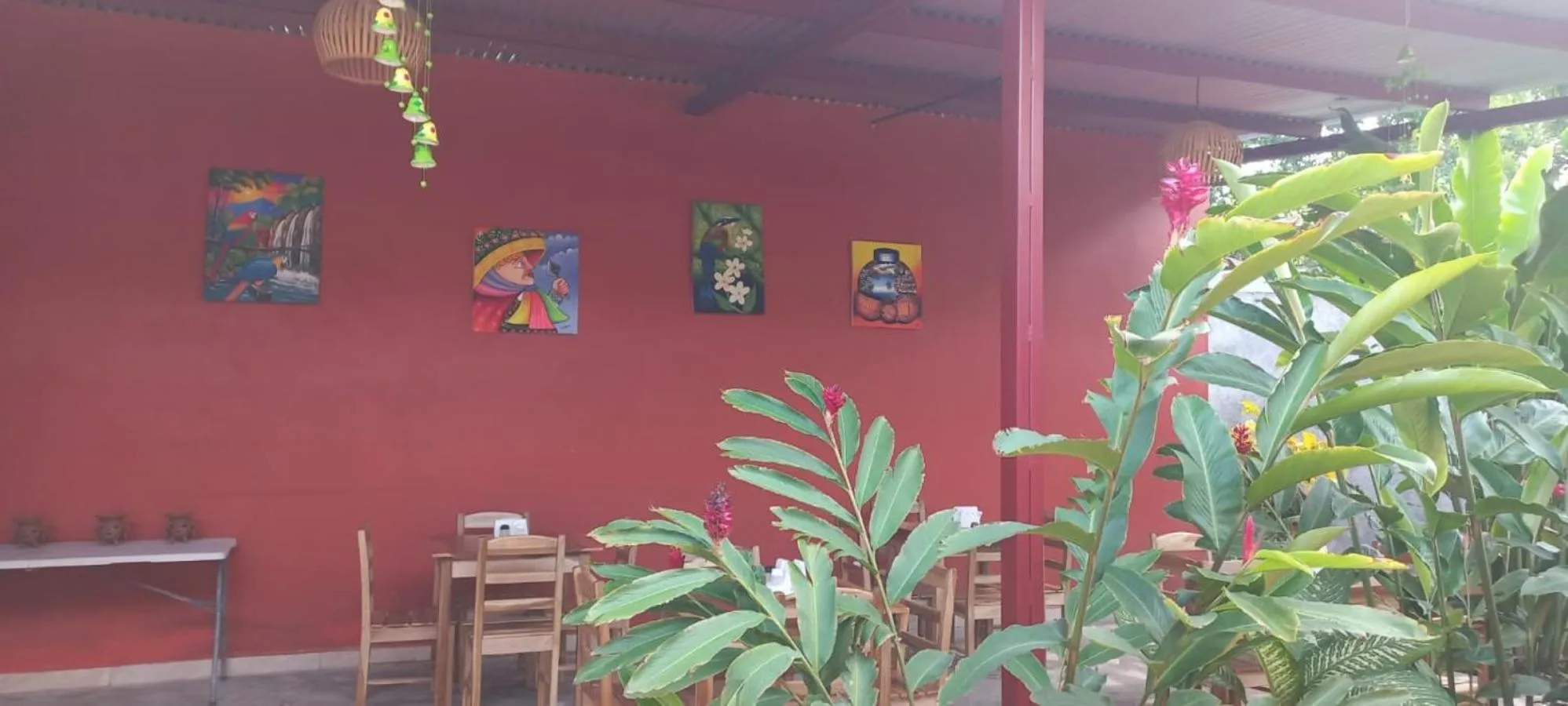 Restaurant/places to eat in Hotel Munch