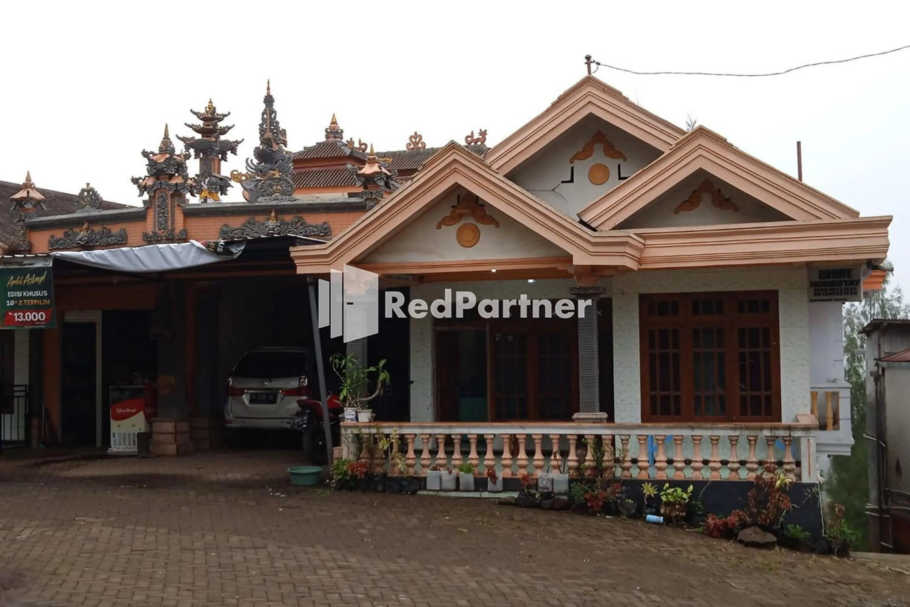 Property building in Gebby Homestay Bromo RedPartner
