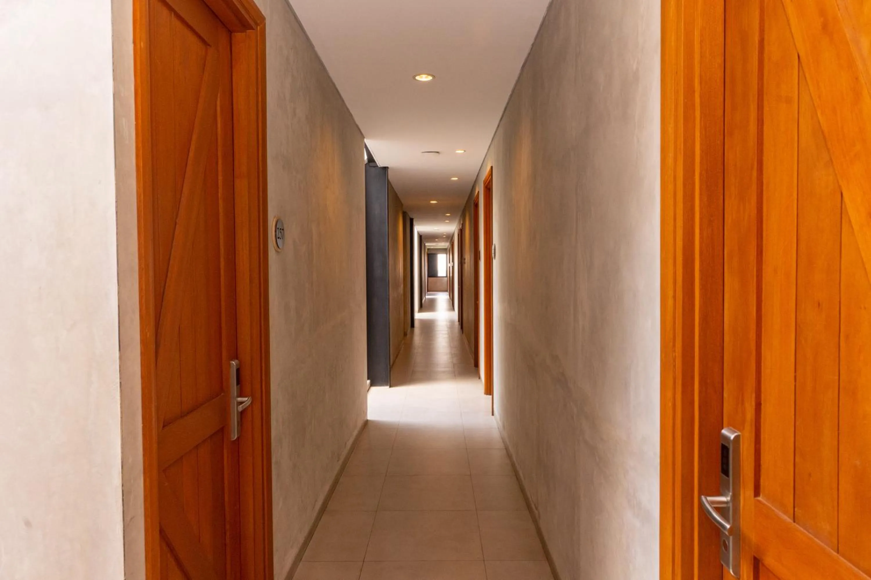 Property building in Hotel Summerville