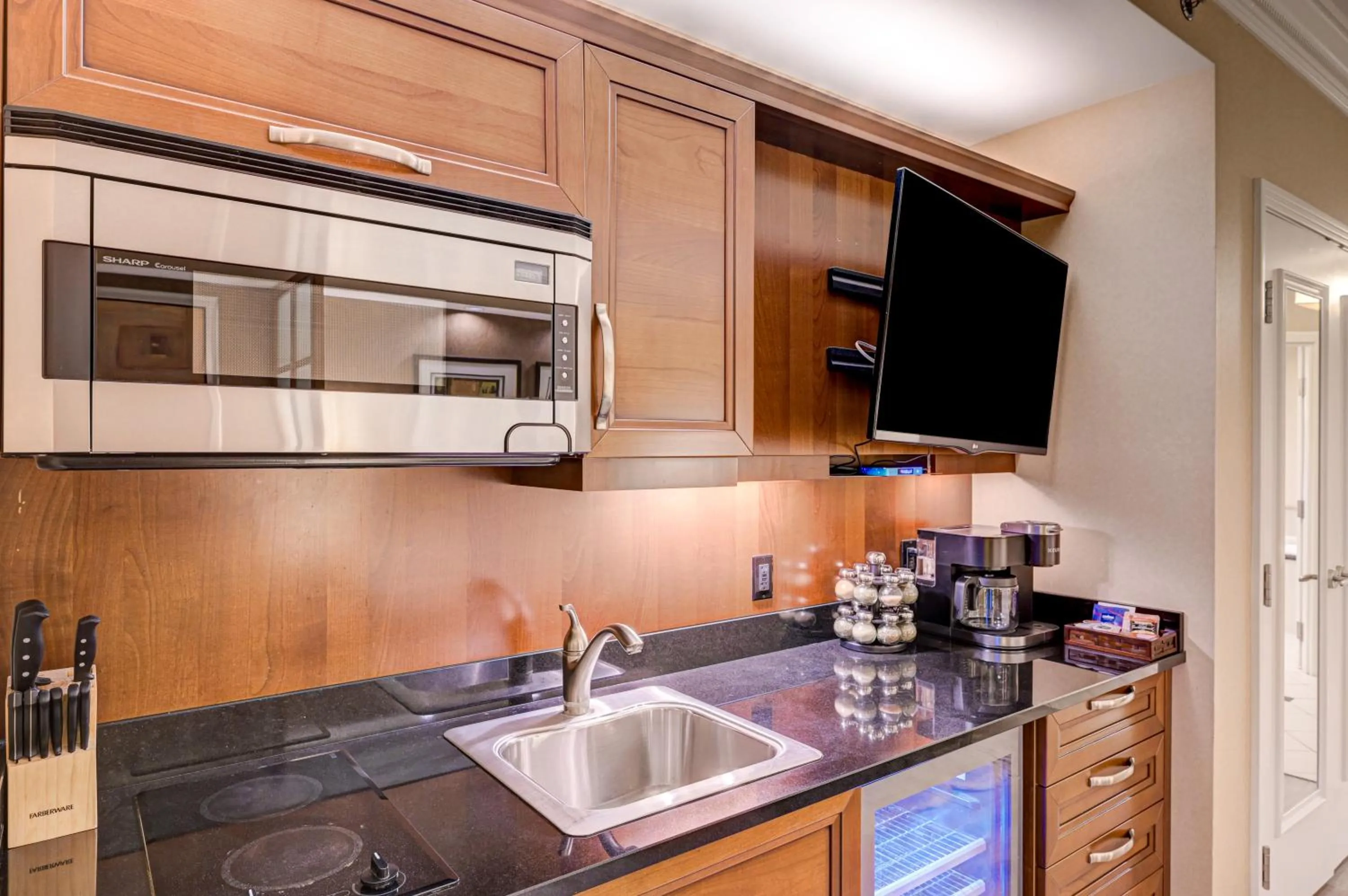 Luxury Studio MGM Signature Best Location Lazy River No Resort Fee