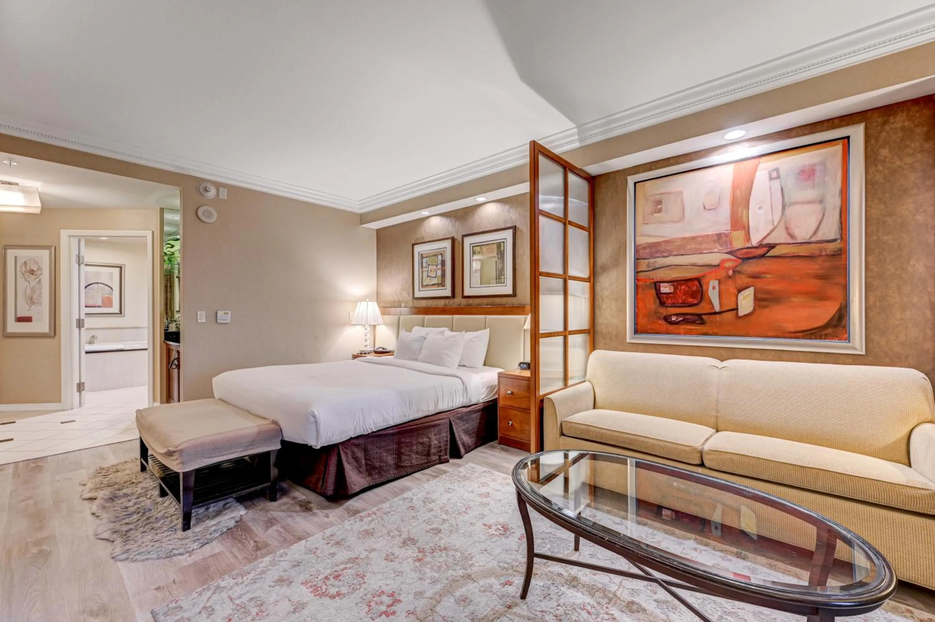 Bed in Luxury Studio MGM Signature Best Location Lazy River No Resort Fee