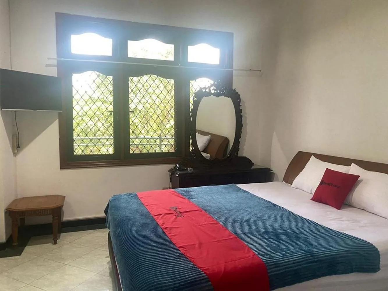 Bedroom, Bed in RedDoorz Syariah @ Karang Pilang