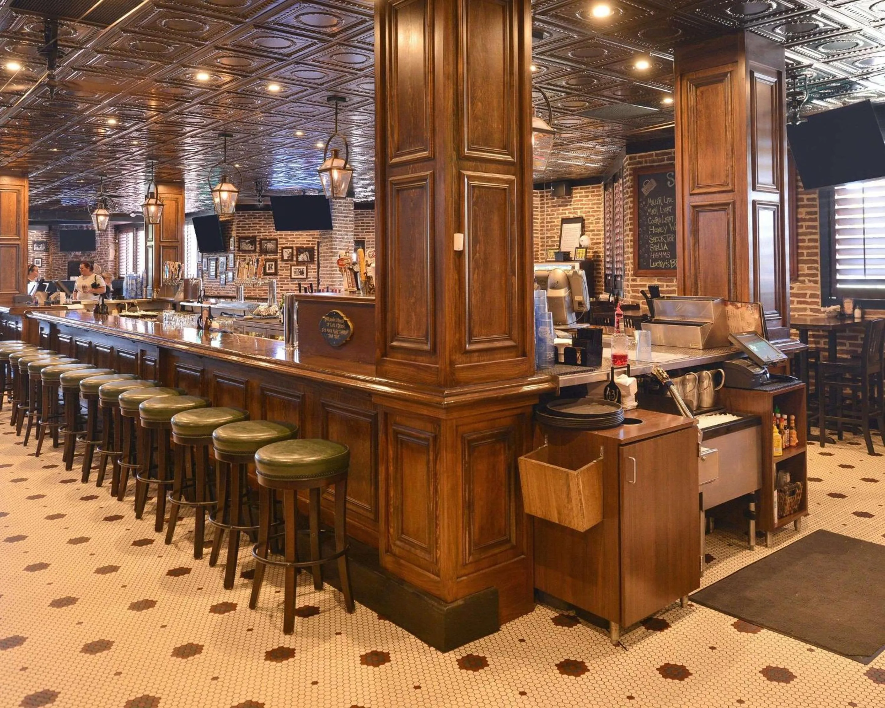 Restaurant/places to eat in Comfort Inn Plymouth-Minneapolis