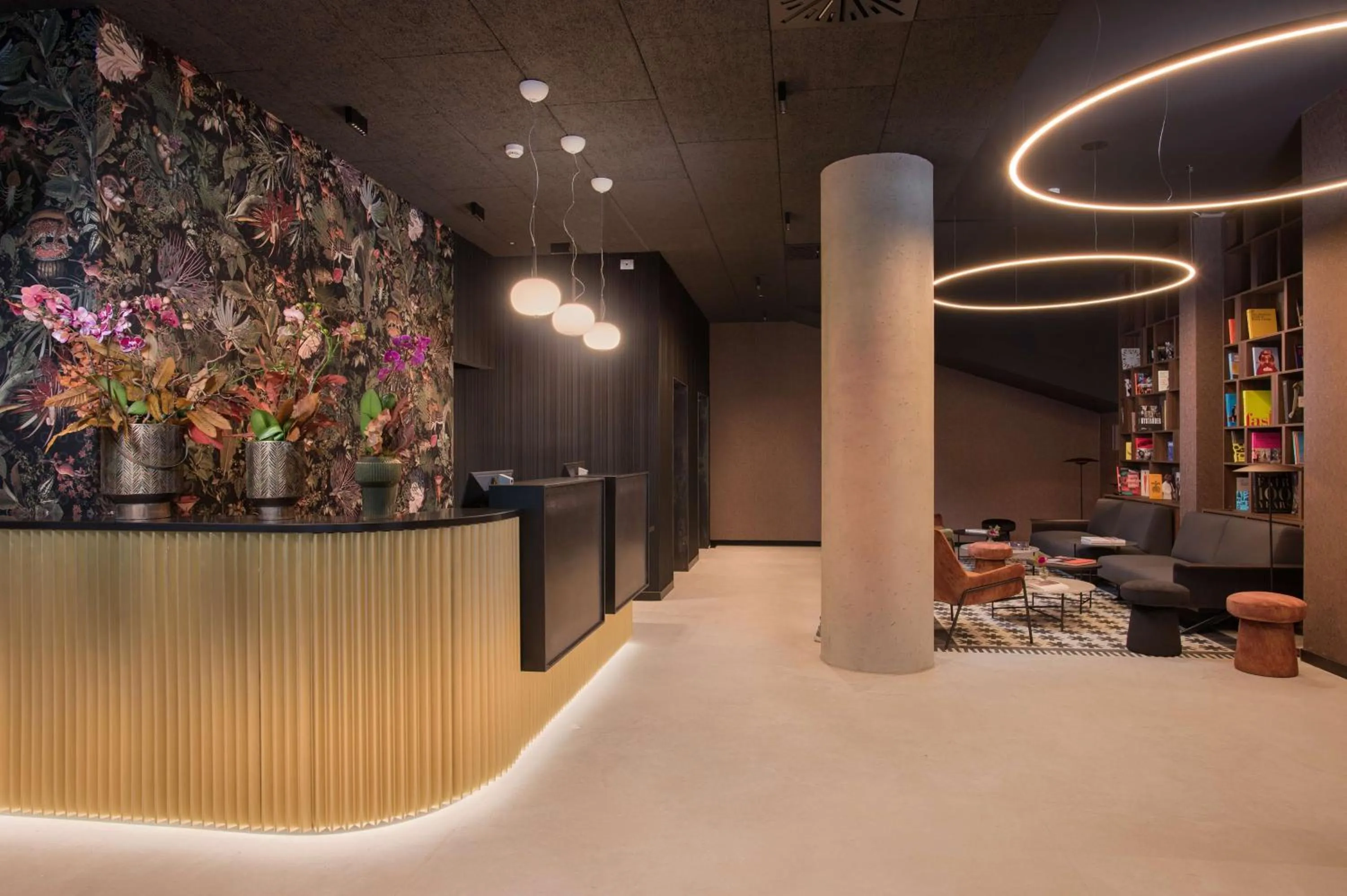 Lobby or reception in NH Milano Corso Buenos Aires