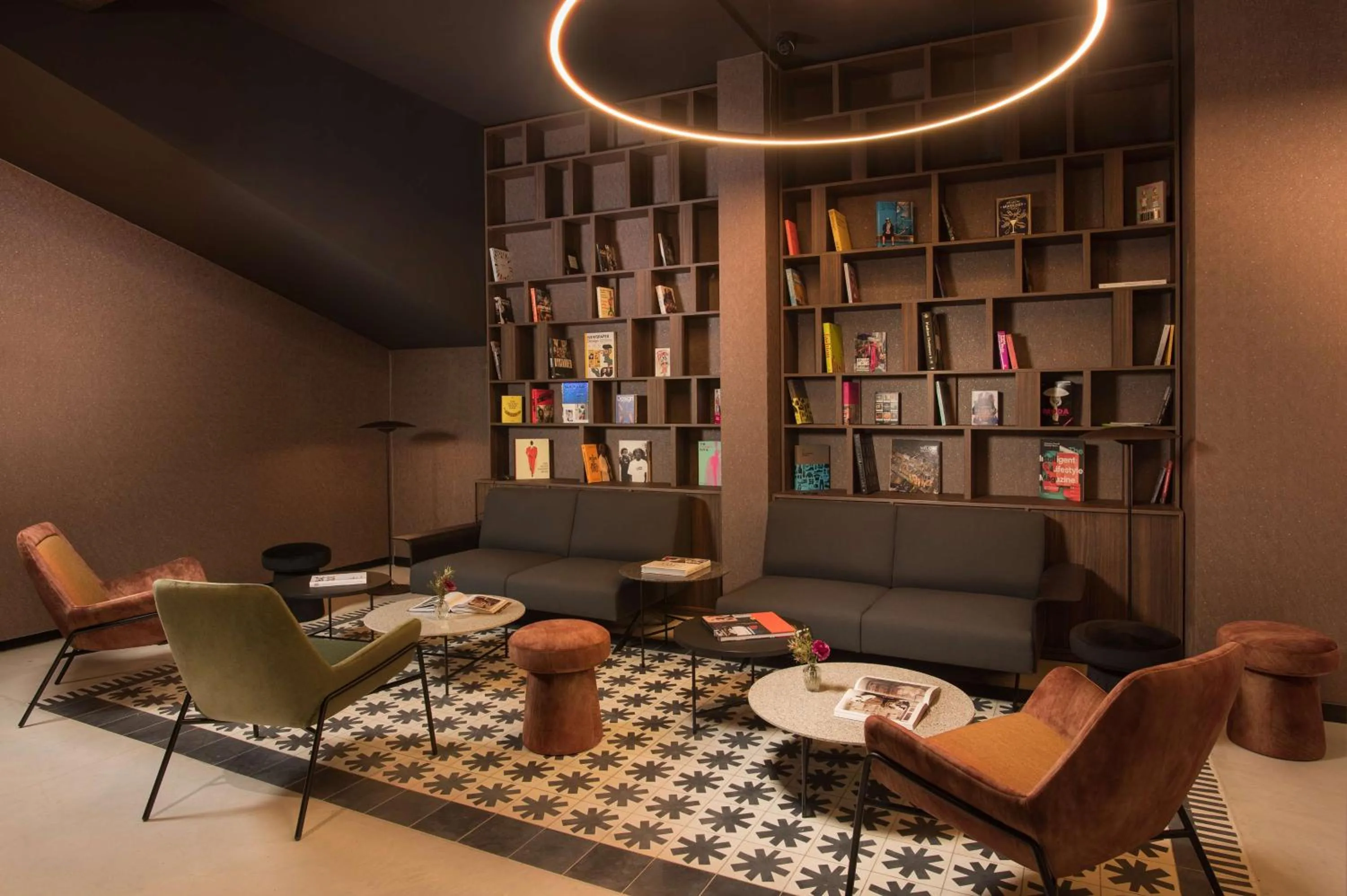 Lobby or reception in NH Milano Corso Buenos Aires