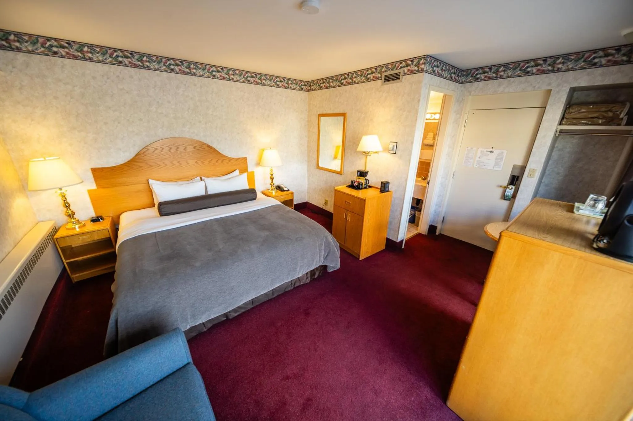 Bedroom, Bed in Bow View Lodge