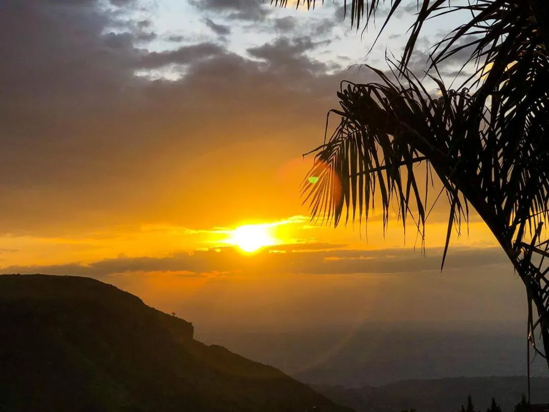 Sunrise in Sipi Valley Resort