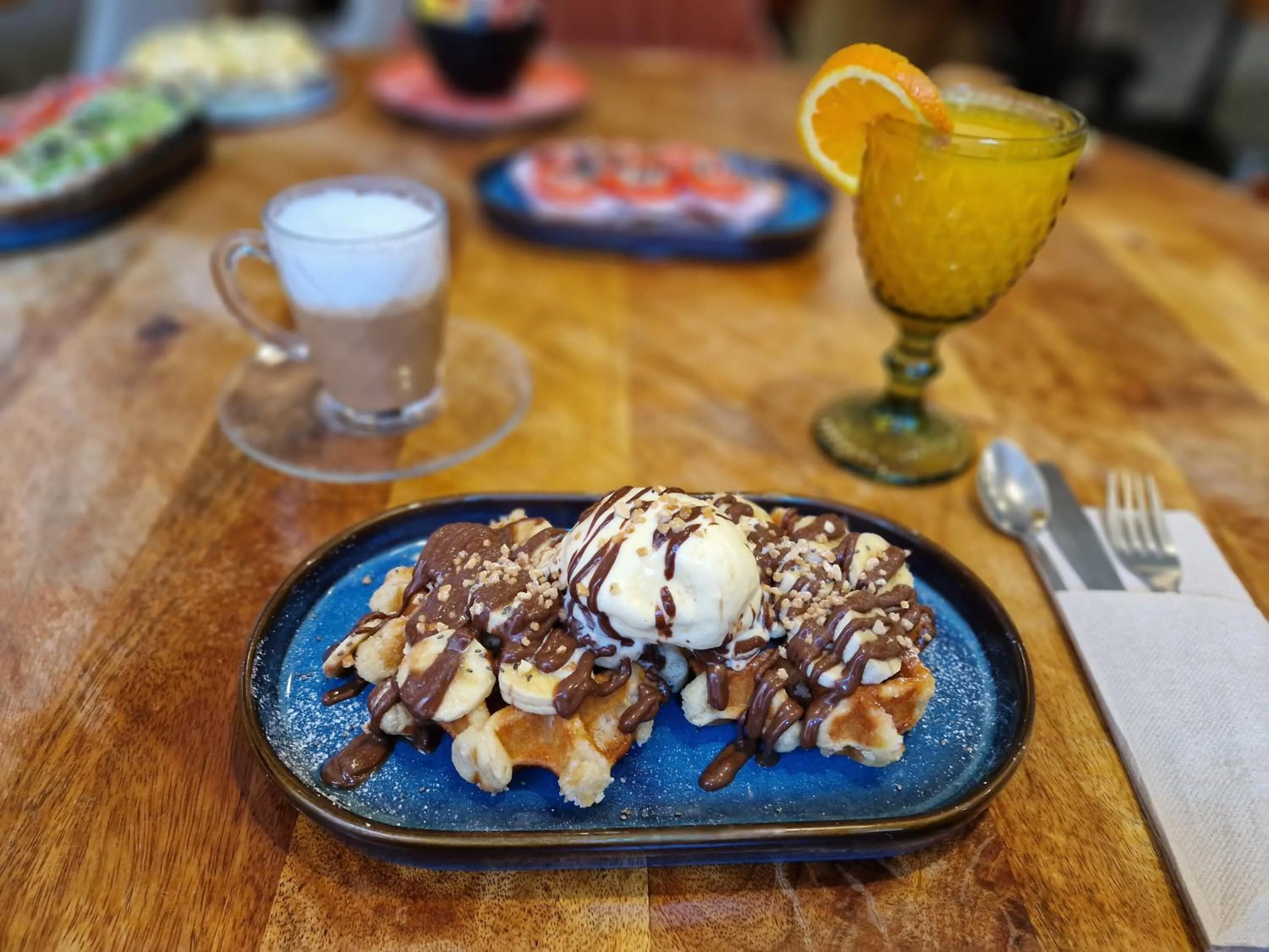 Food and drinks in Numa Seville Solea