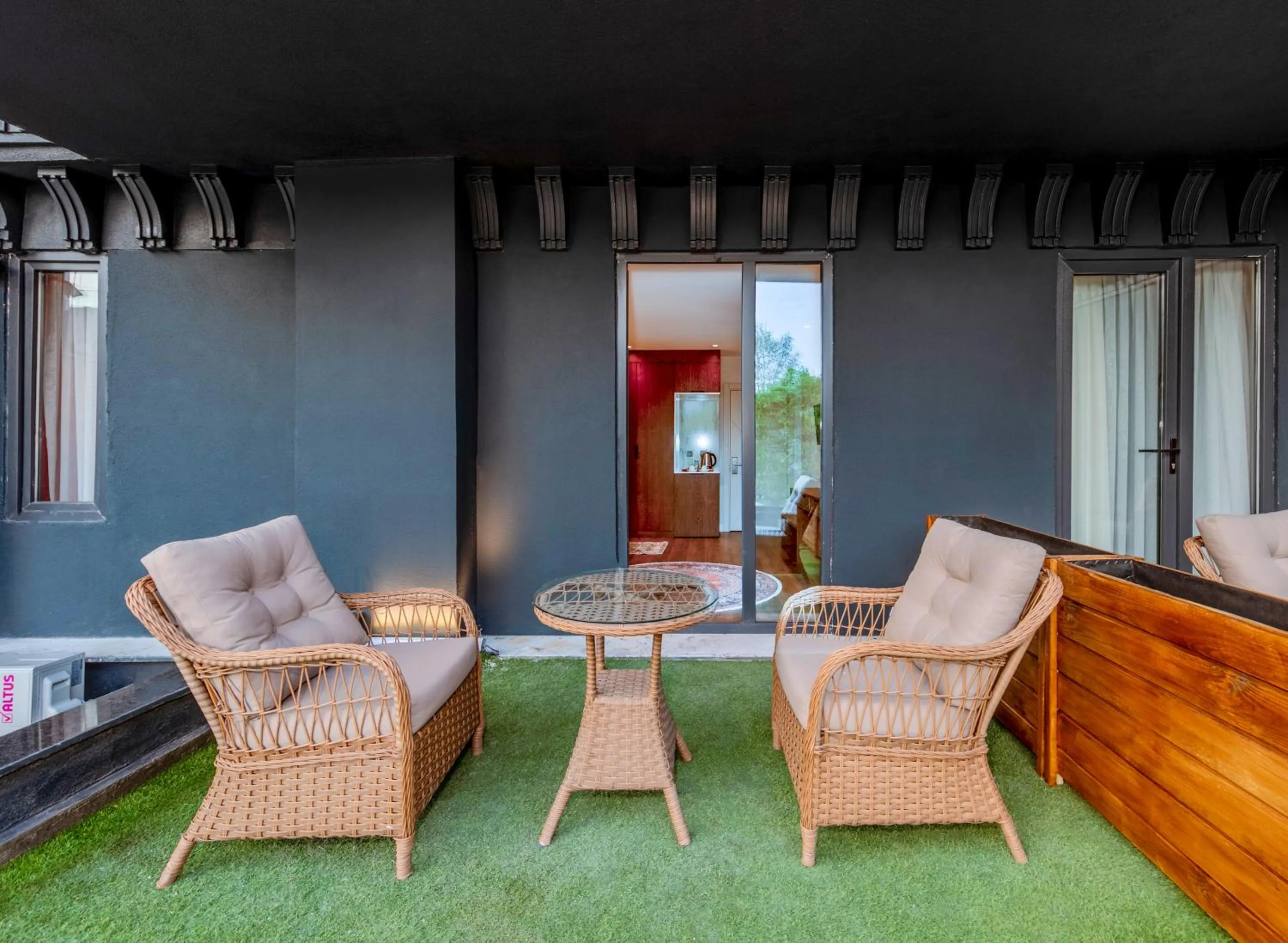 Balcony/Terrace in Istanbul Old City Topkapi Porta Romanos Hotel Ottoman Heritage