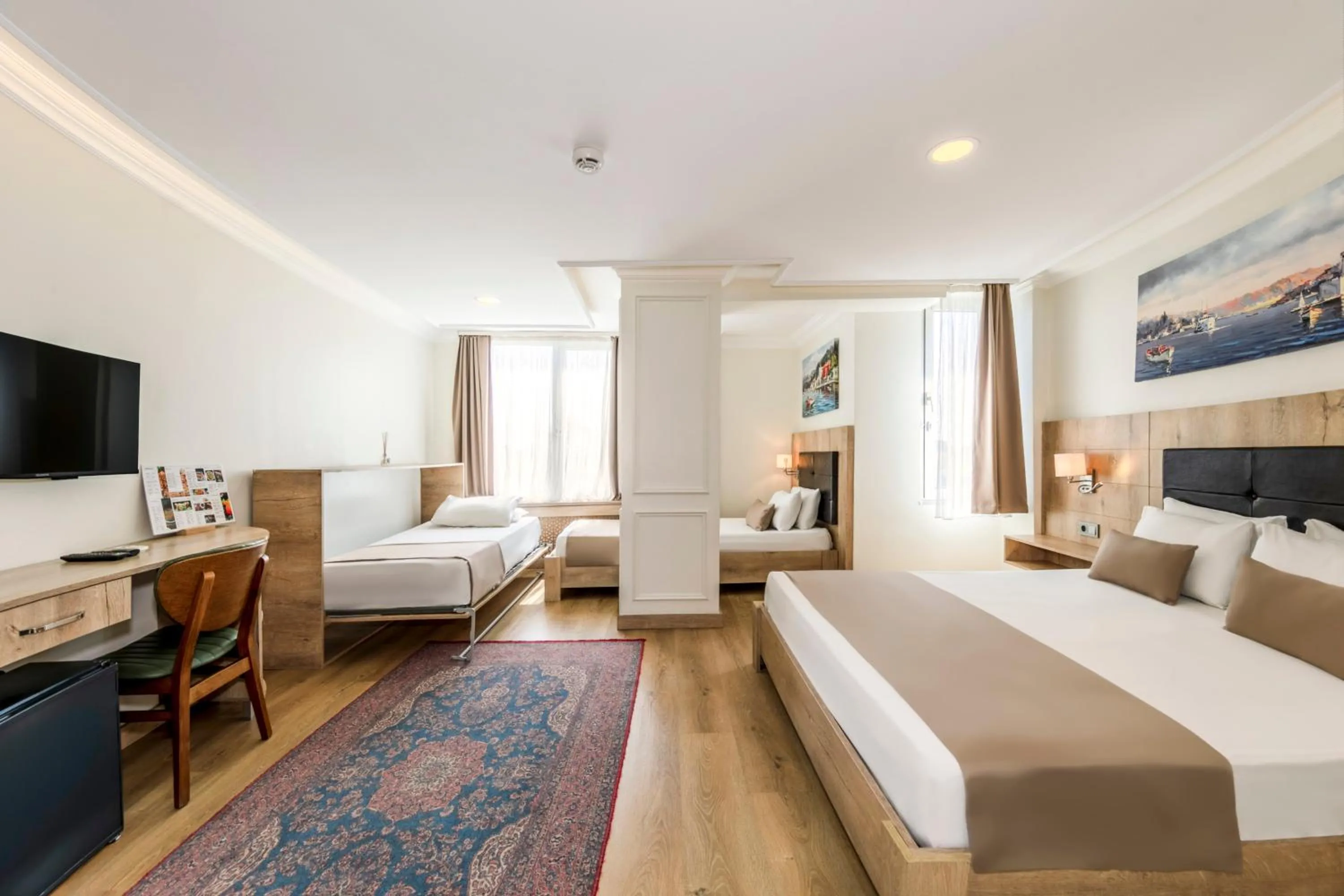 Bed in Istanbul Old City Topkapi Porta Romanos Hotel Ottoman Heritage