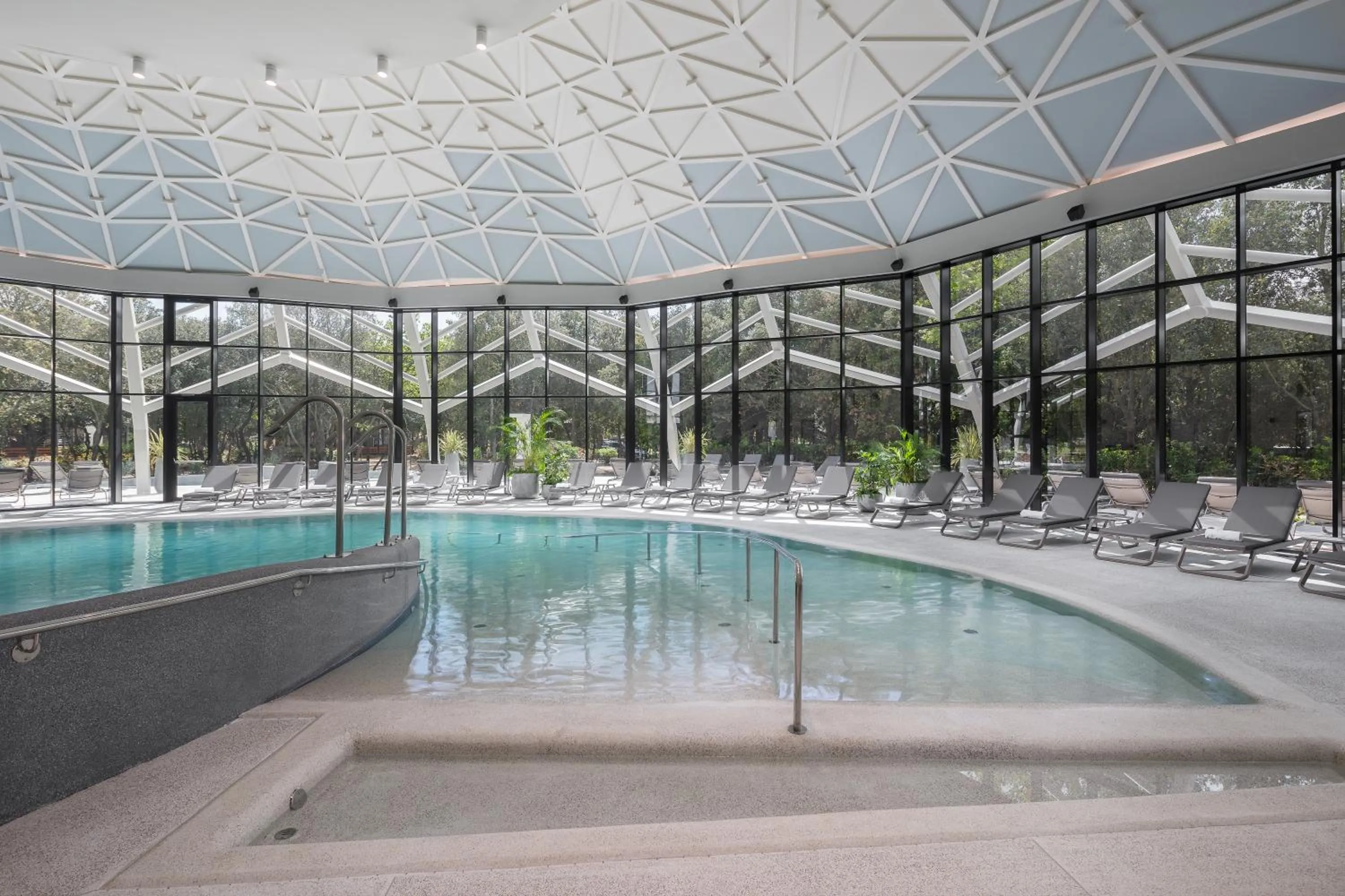 Luxury Glamping Beach Villas Porto Bus