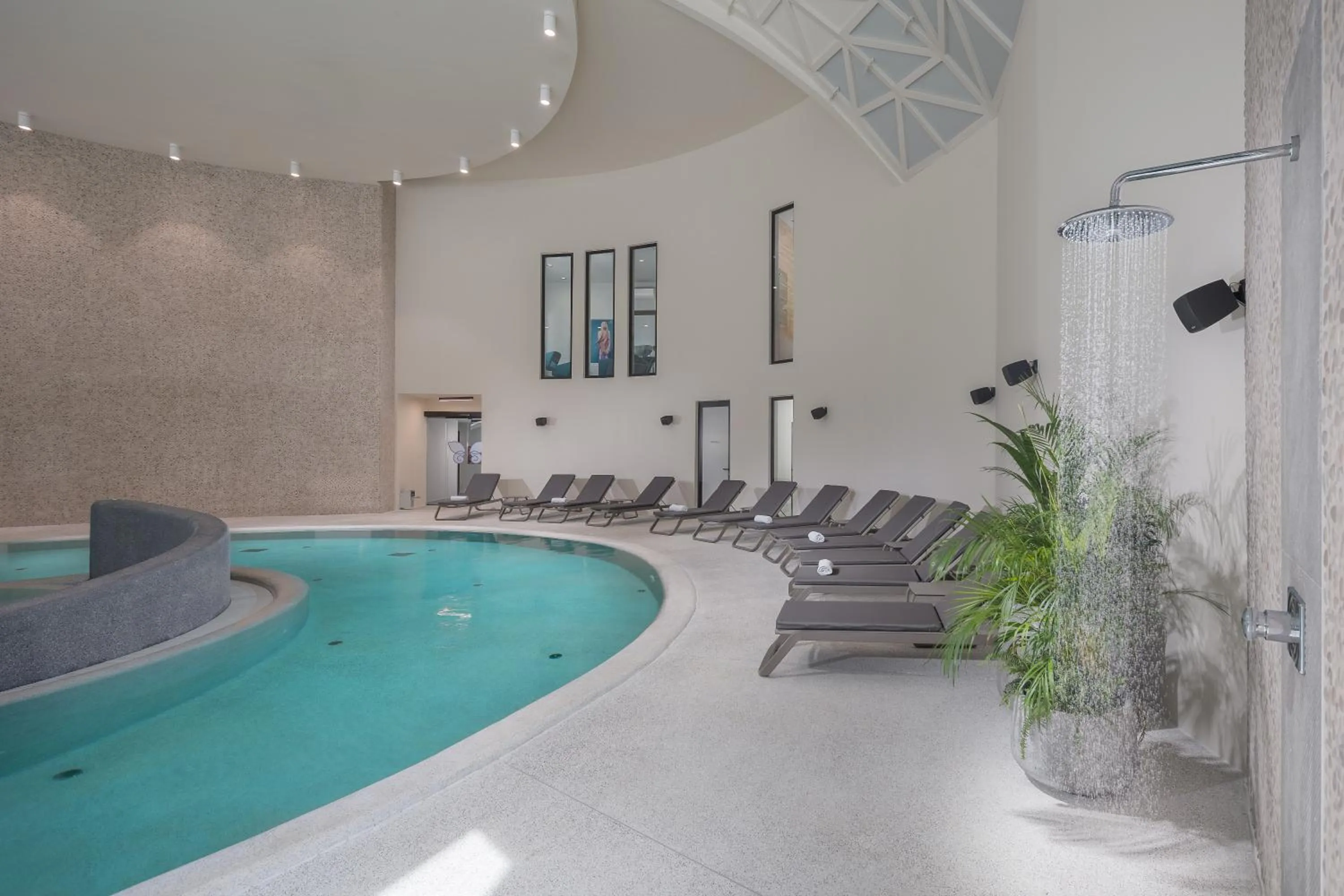 Luxury Glamping Beach Villas Porto Bus