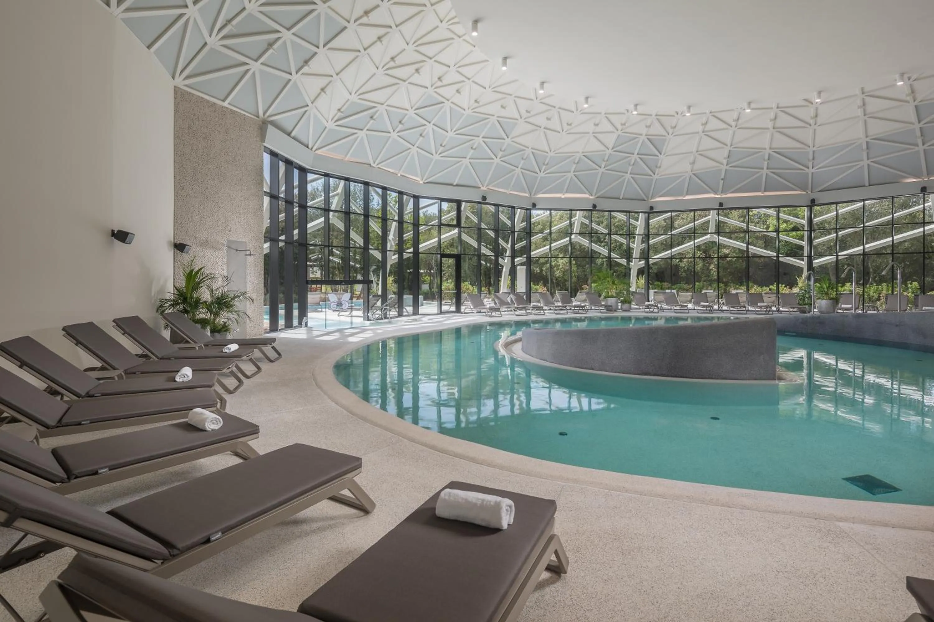 Luxury Glamping Beach Villas Porto Bus