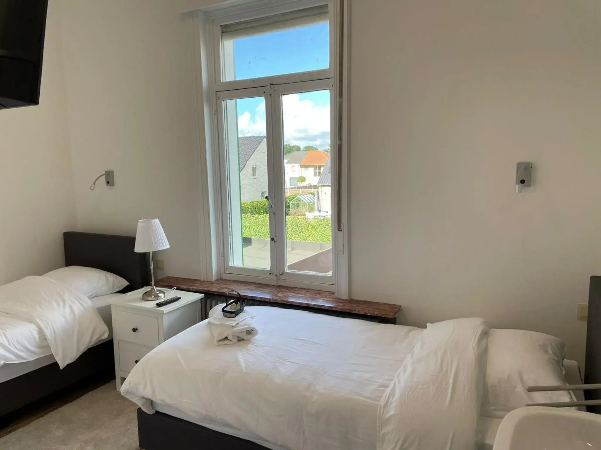 Standard Double Room in B&B The White House Standard Double Room in B&B The White House