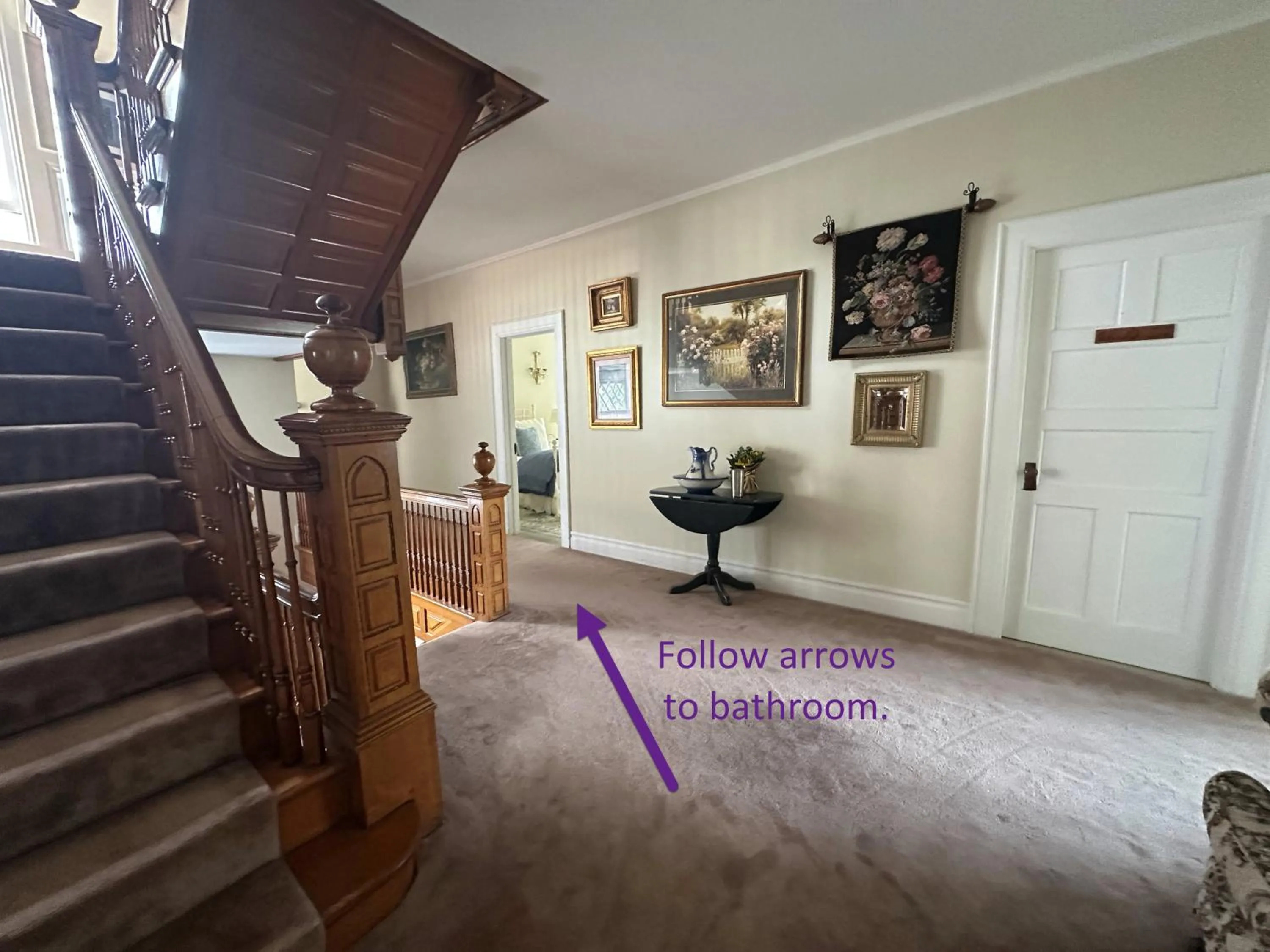 Bathroom in Franklin Manor Bed and Breakfast