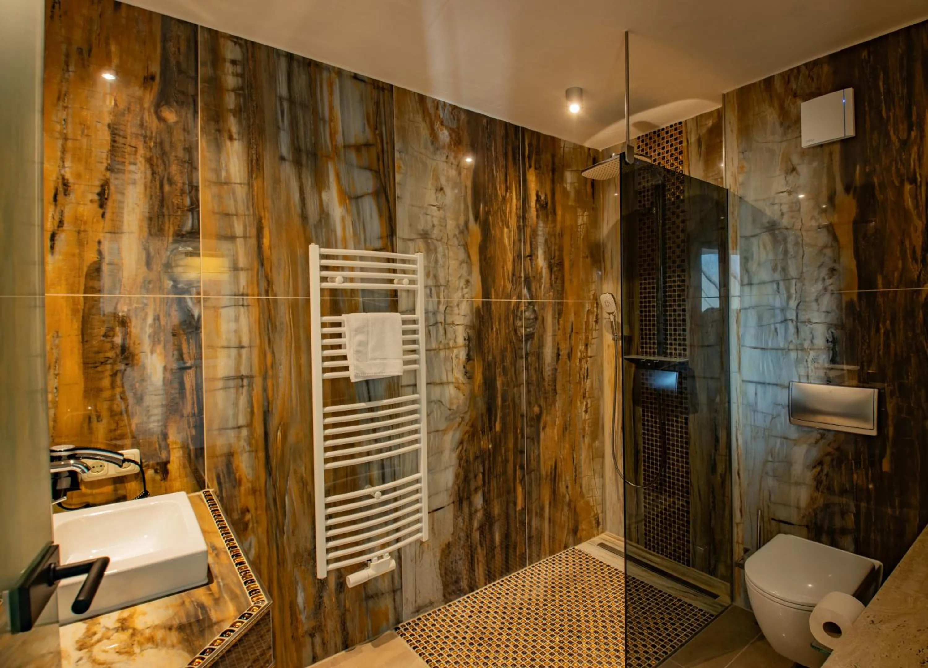 Bathroom in Hotel Tanne Ilmenau