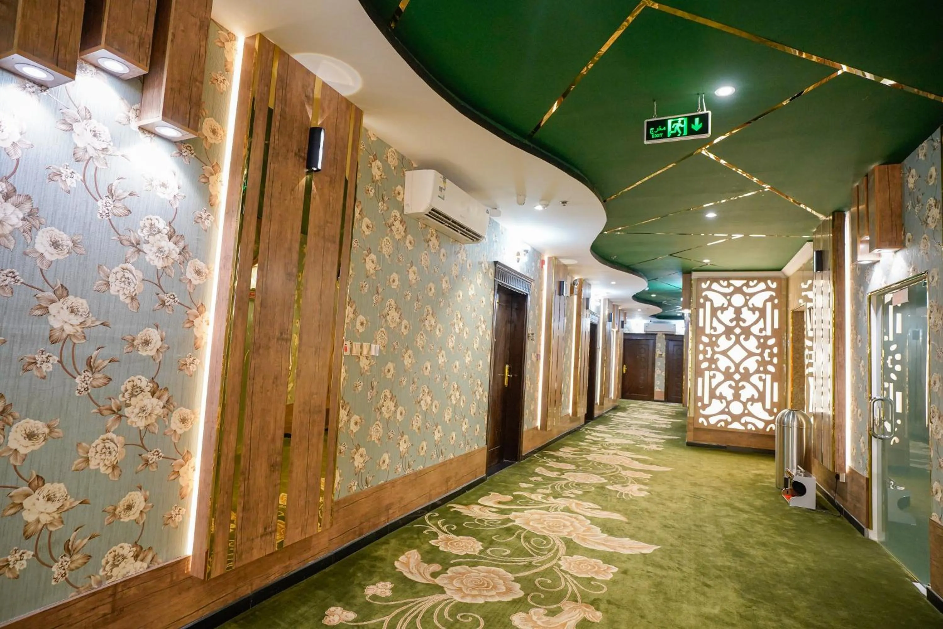 لامبرت للشقق المخدومة