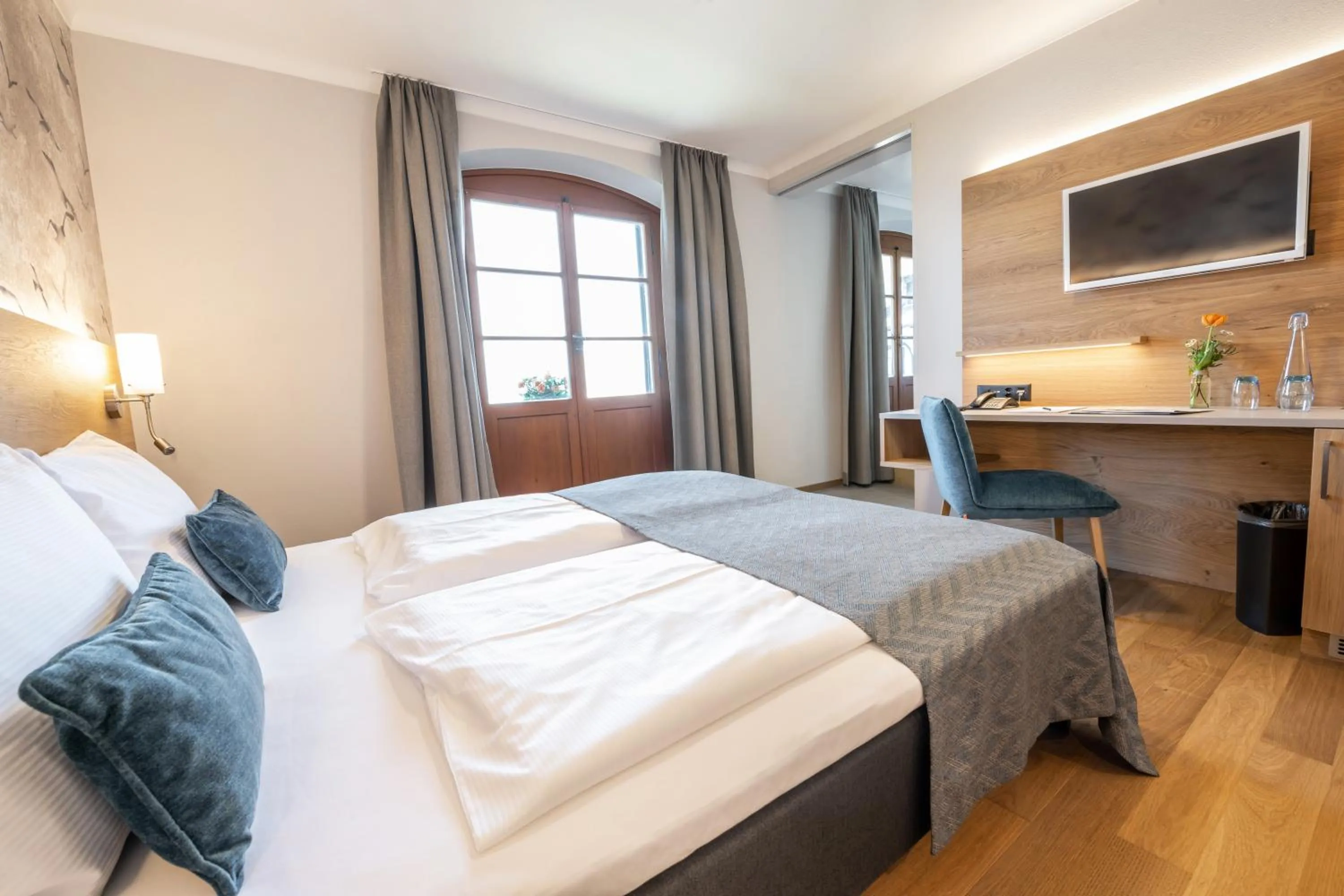 Bed in See- und Seminarhotel FloraAlpina Vitznau