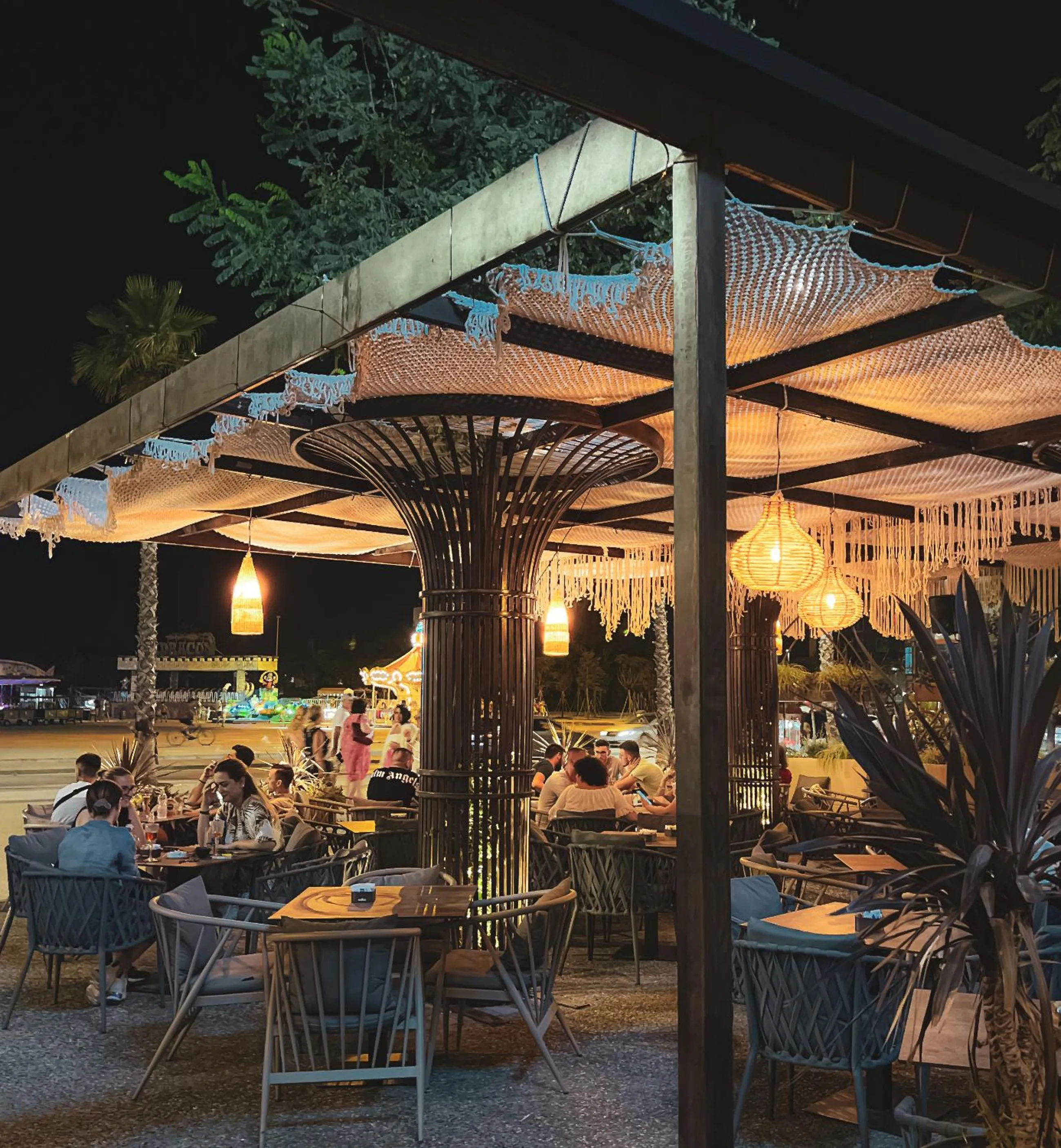 Restaurant/places to eat in Hotel Brooklyn Vlore