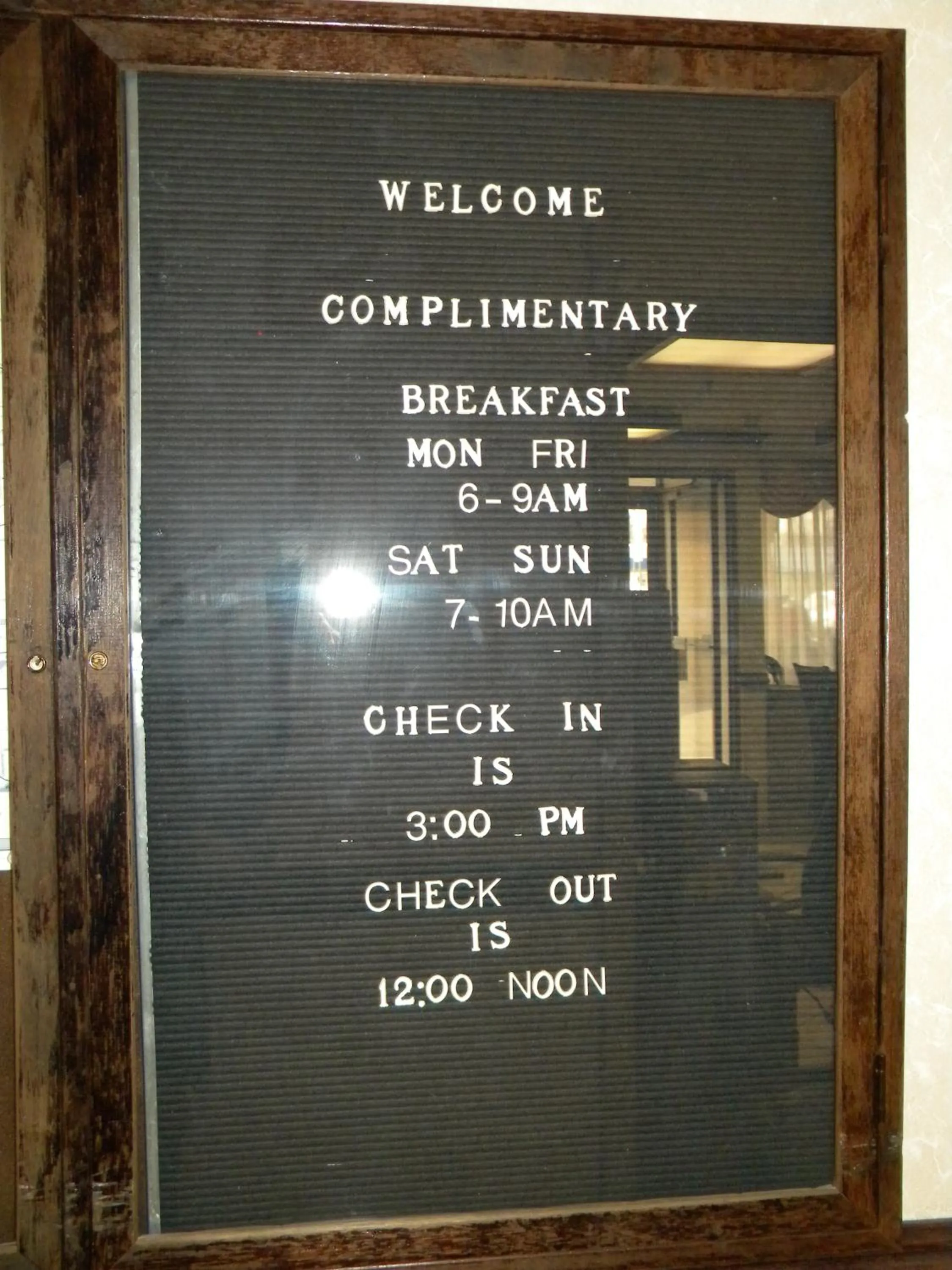 Logo/Certificate/Sign in Baymont by Wyndham Jackson