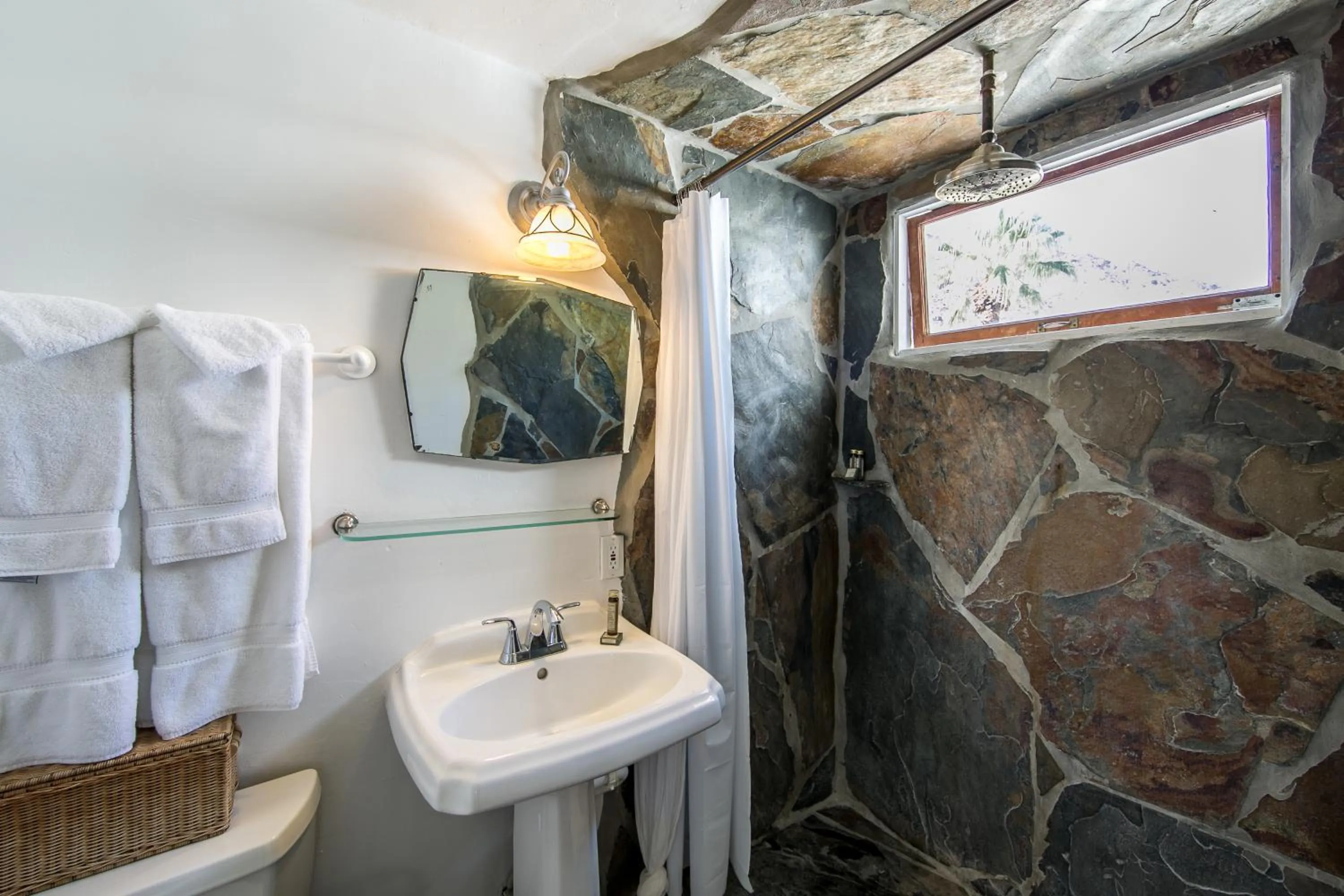 Bathroom in Korakia Pensione