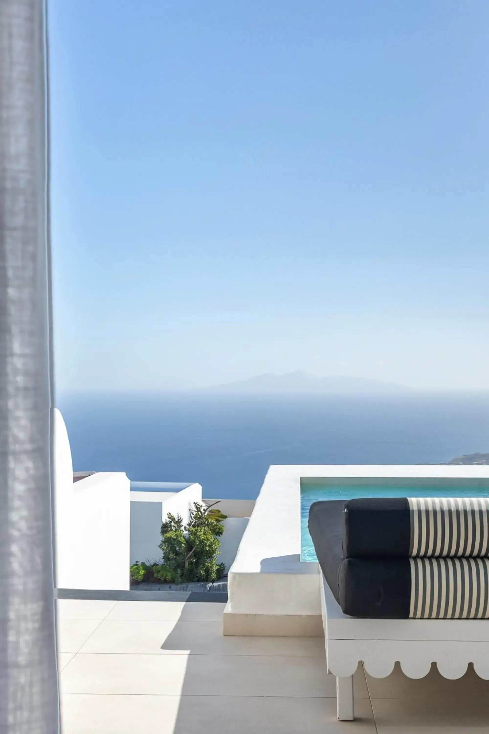 Honeymoon Suite with Sea View & Heated Pool in Cresanto Luxury Suites Honeymoon Suite with Sea View & Heated Pool in Cresanto Luxury Suites