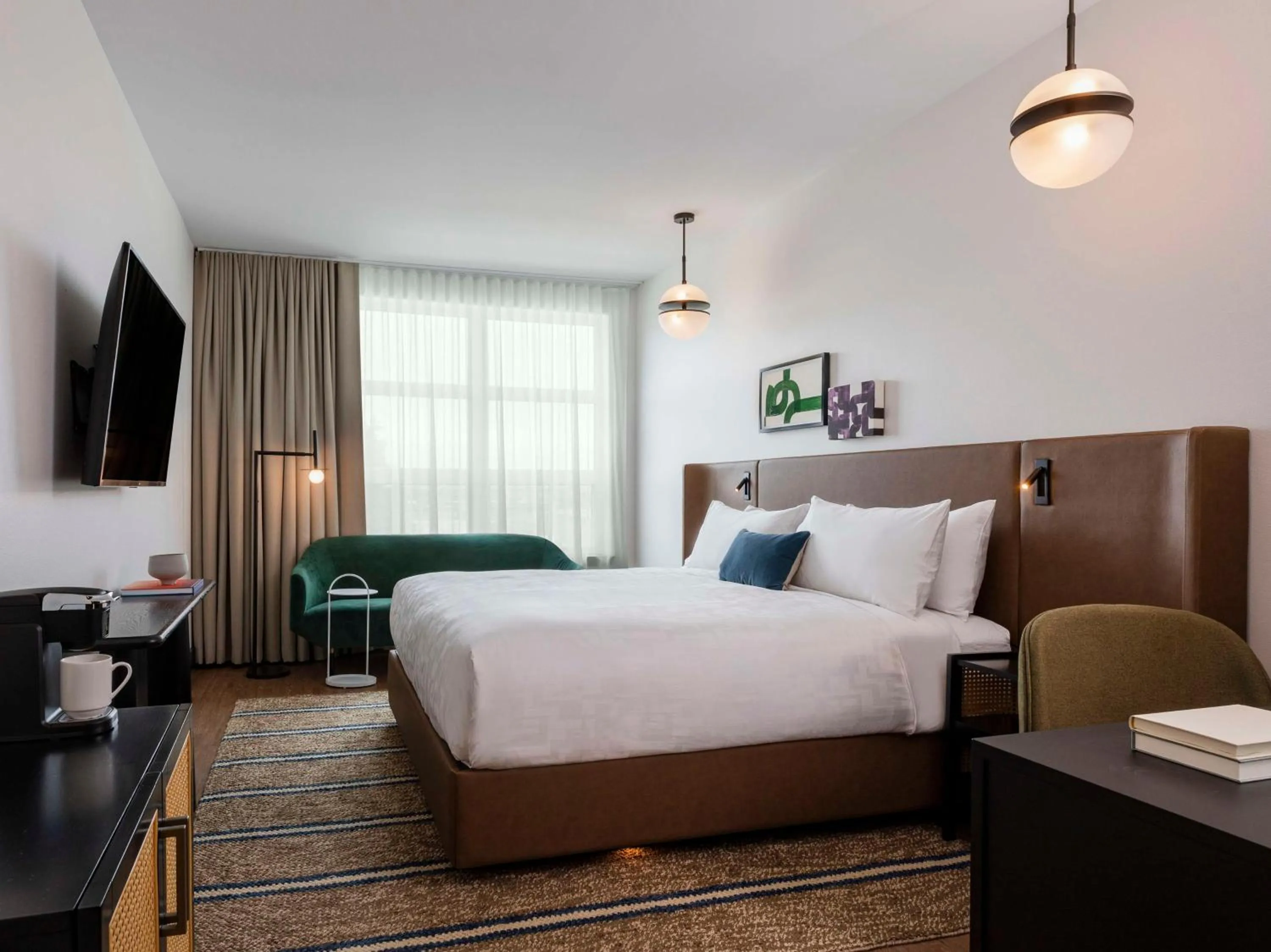 Bedroom, Bed in Kissel Uptown Oakland, in the Unbound Collection by Hyatt